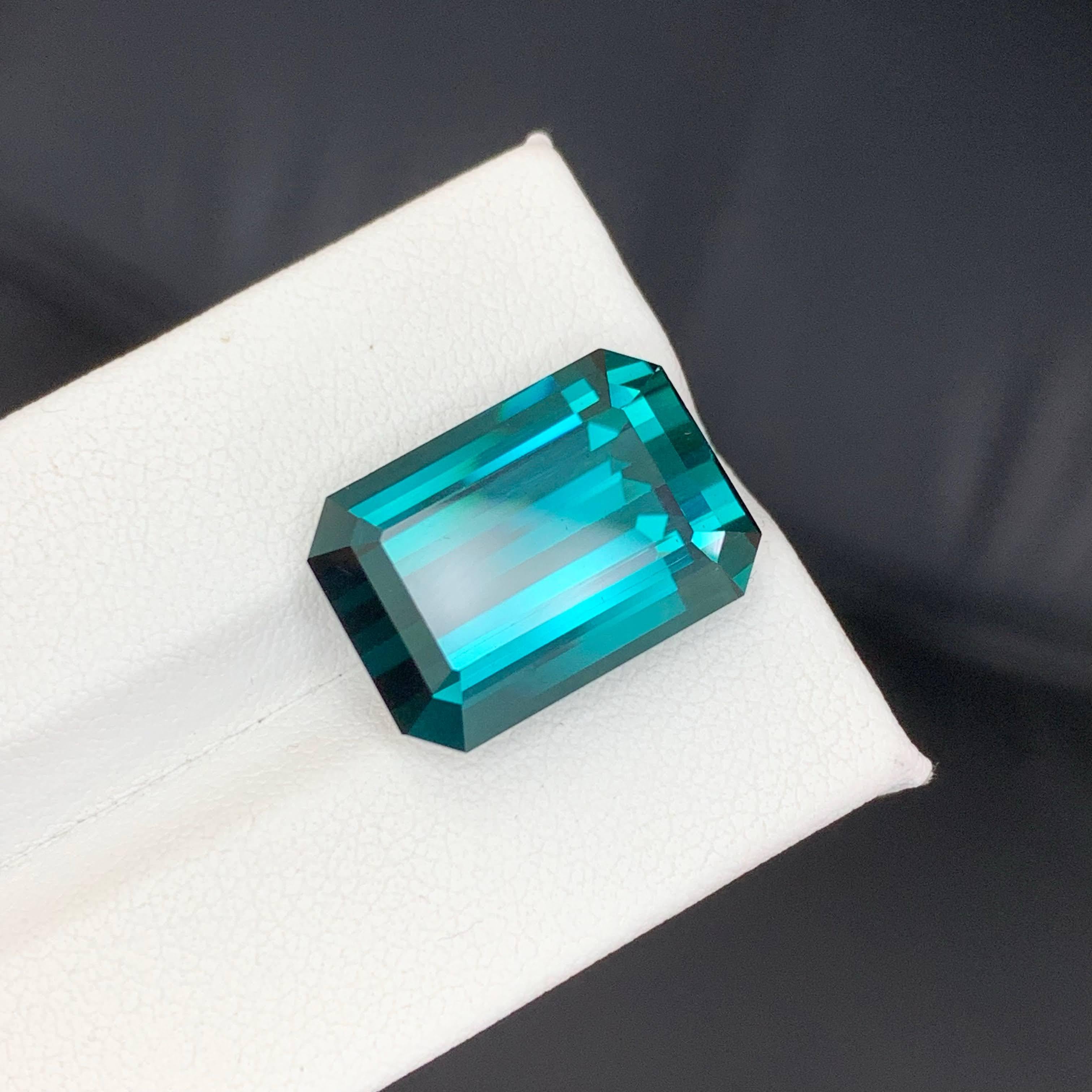 18.05 Carat Natural Loose Indicolite Tourmaline Emerald Cut Afghan Gemstone (pierre précieuse afghane) en vente 4