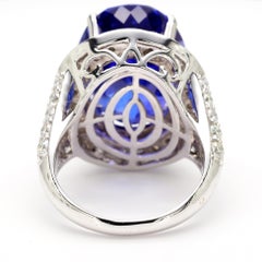 18.06 Carat AAAA Tanzanite 18K White Gold Split Shank Ring