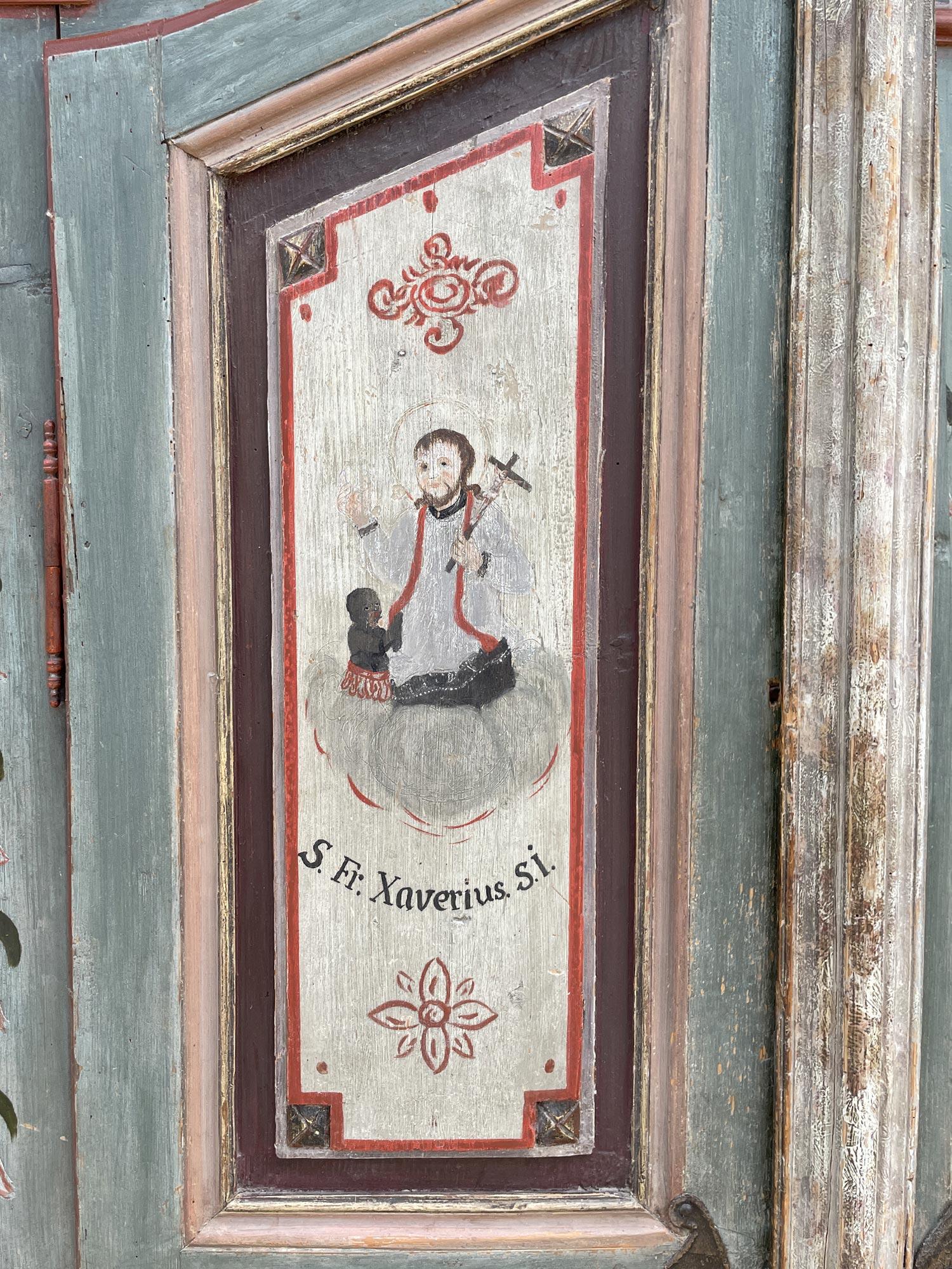 1807 Light Blue Floral Painted Alpine Cabinet In Good Condition In Vo', Veneto