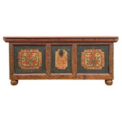 1809 Coffre à couvertures peint à motifs floraux vert alpin