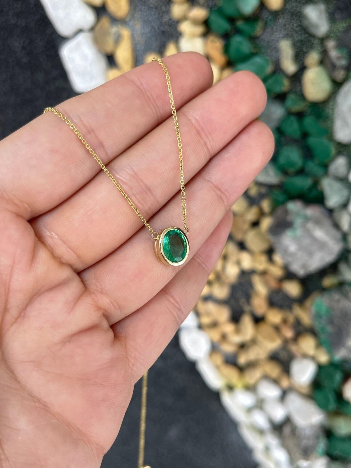 1.80ct 14K North to South Bezel Set Oval Cut Emerald Stationary Pendant Necklace For Sale 2