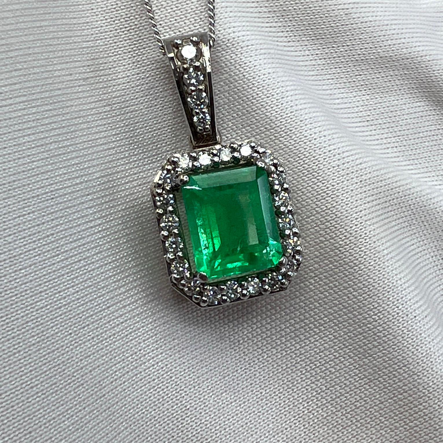 1,80 Karat GIA zertifizierter kolumbianischer Smaragd & Diamant 18 Karat Weißgold Halo-Anhänger 6
