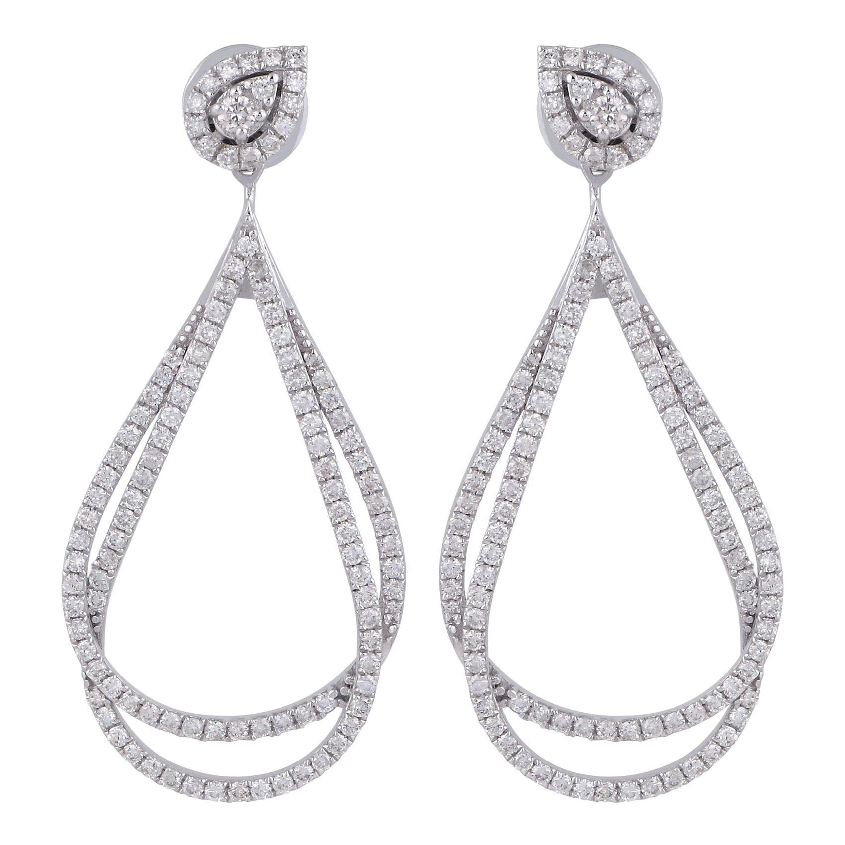 Pendientes colgantes de oro blanco macizo de 18 quilates con una lágrima larga de 1,80 quilates de diamantes finos SI/H Moderno en venta