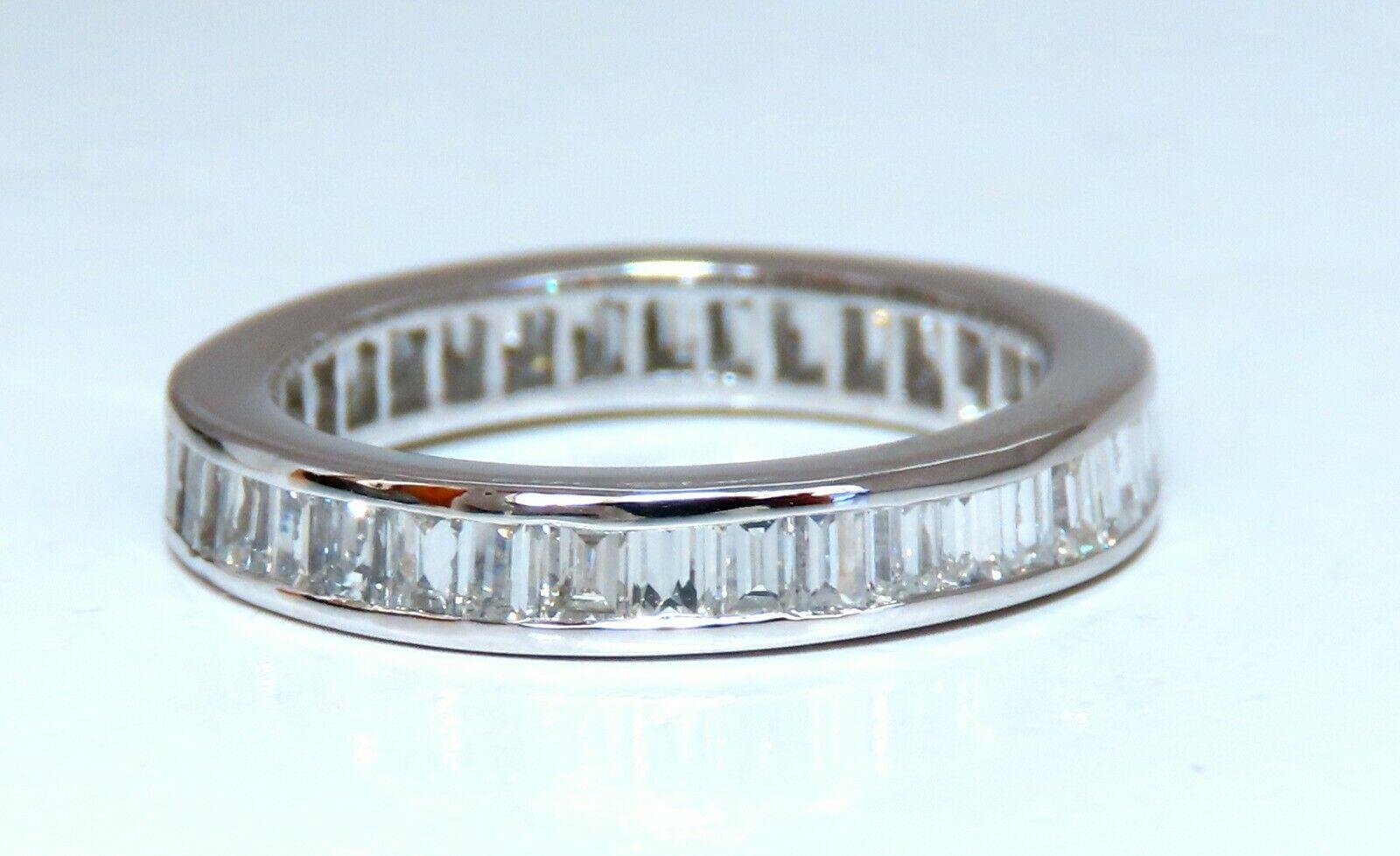 Women's or Men's 1.80 Carat Natural Baguette Diamonds Eternity Ring 14 Karat Band