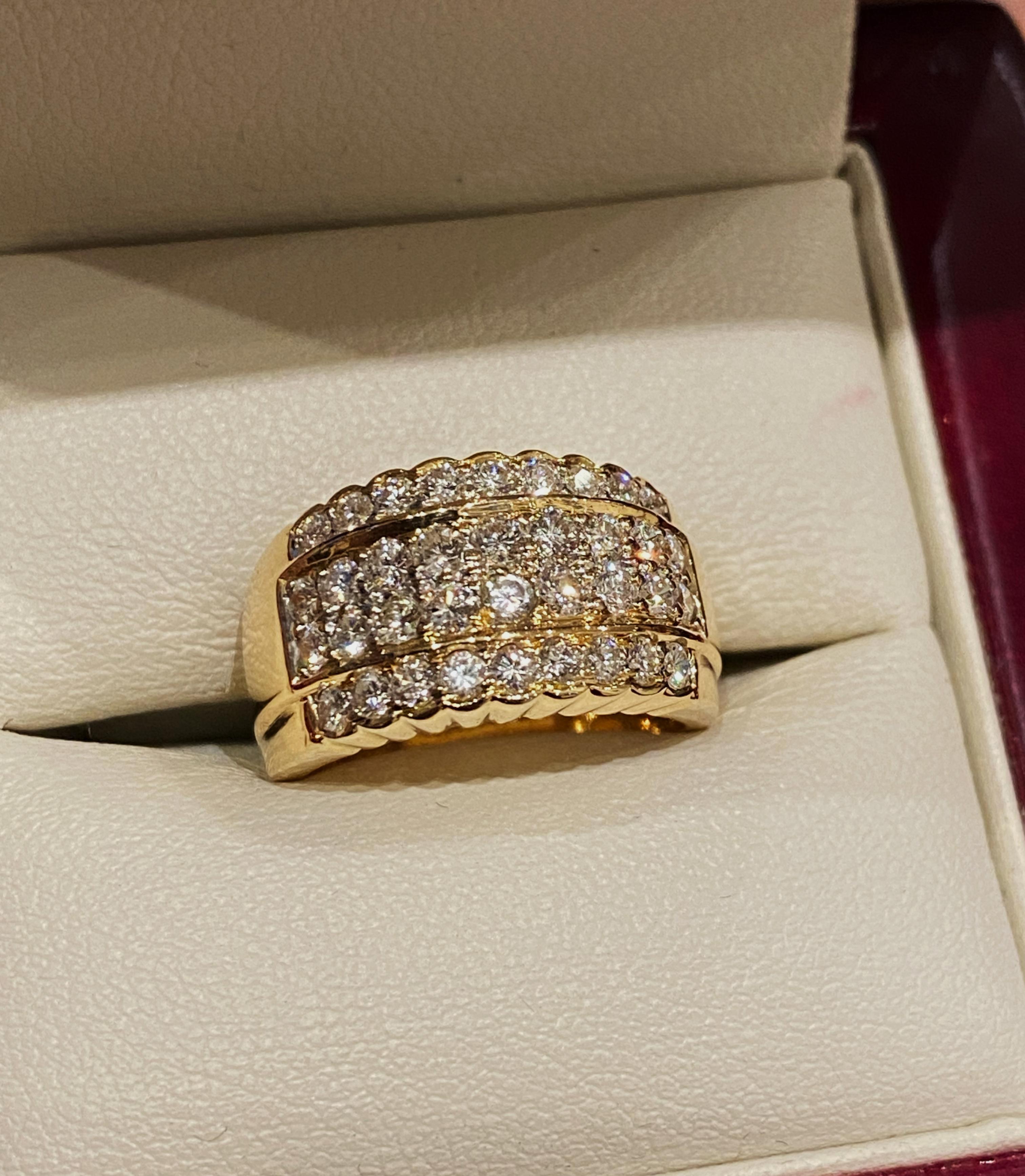 1.80ct Natural Diamond (G/VS) Cluster Retro Cocktail Ring in 18K Yellow Gold For Sale 1