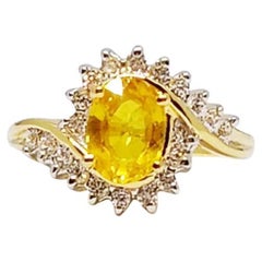1,80cts. Bague en saphir jaune. Argent sterling sur plaqué or 18 carats