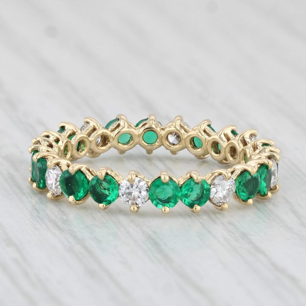 Round Cut 1.80ctw Emerald Diamond Eternity Band 18k Yellow Gold Size 5.75 Ring Kurt Wayne For Sale