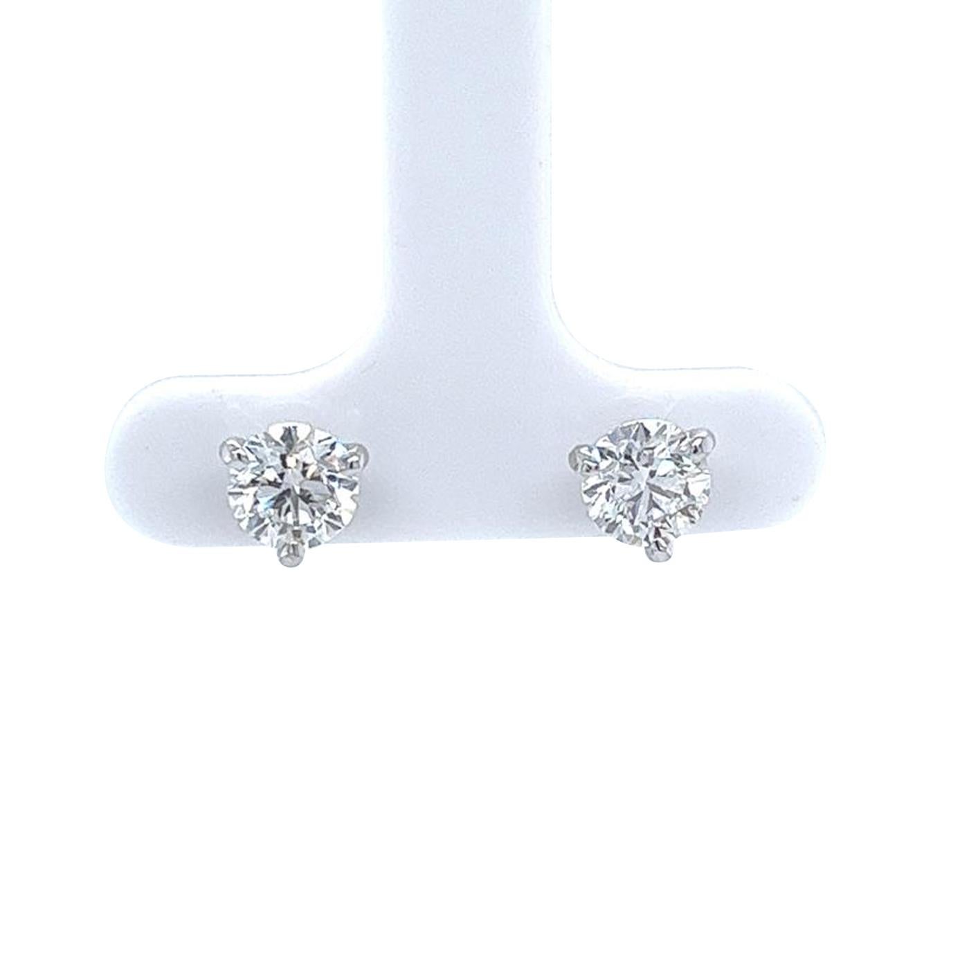Round Cut 1.80ctw GIA Certified E Si1 3 Prongs Martini Natural Diamond Stud Earrings For Sale