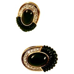 1.80ctw VS1-VS2/G-H Diamond, Black Onyx and yellow gold 18K Ear Clips