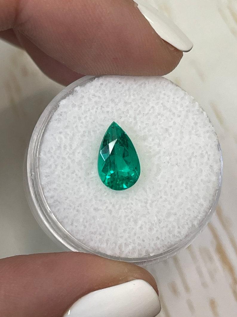 Émeraude naturelle colombienne verte fine taille poire de 1,81 carat 10x6 AAA+ Neuf - En vente à Jupiter, FL