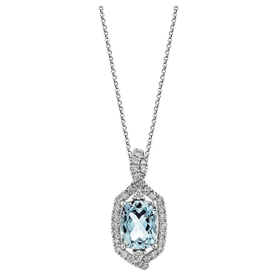 Pendentif aigue-marine de 1,81 carat en or blanc 18 carats avec diamant blanc.