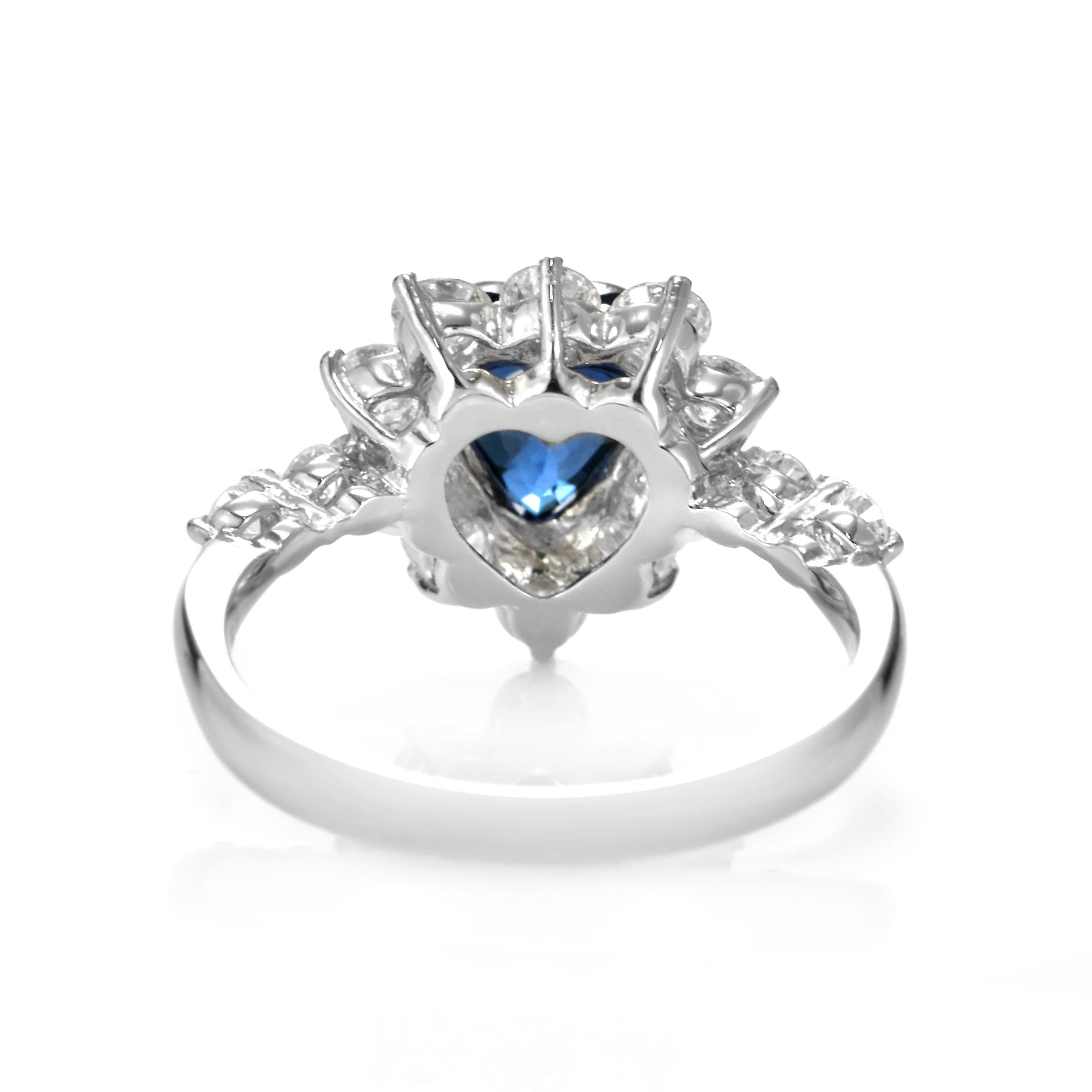 1.81 Carat Natural Ceylon Sapphire and Diamond Ring Made in Platinum For Sale 7