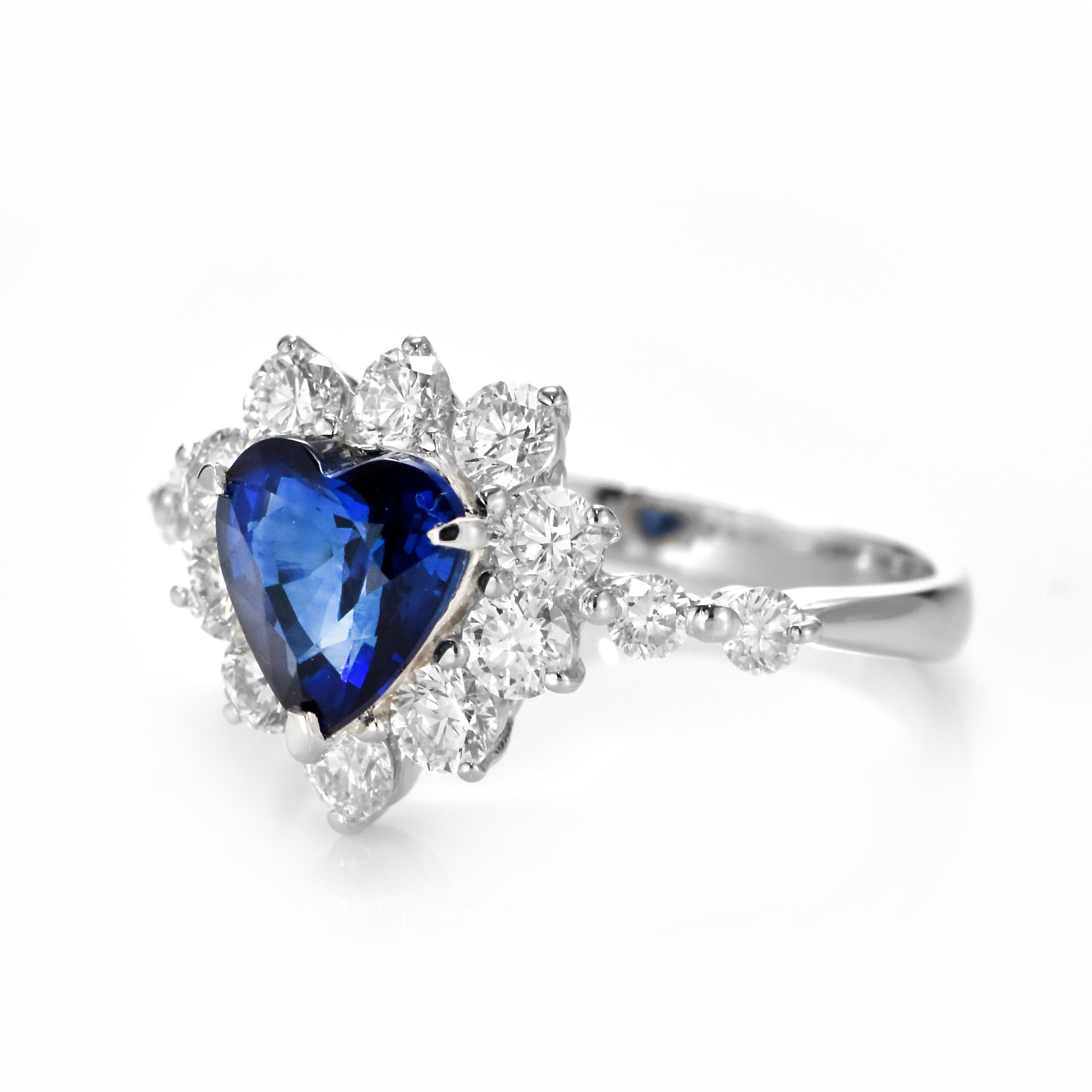 Modern 1.81 Carat Natural Ceylon Sapphire and Diamond Ring Made in Platinum For Sale