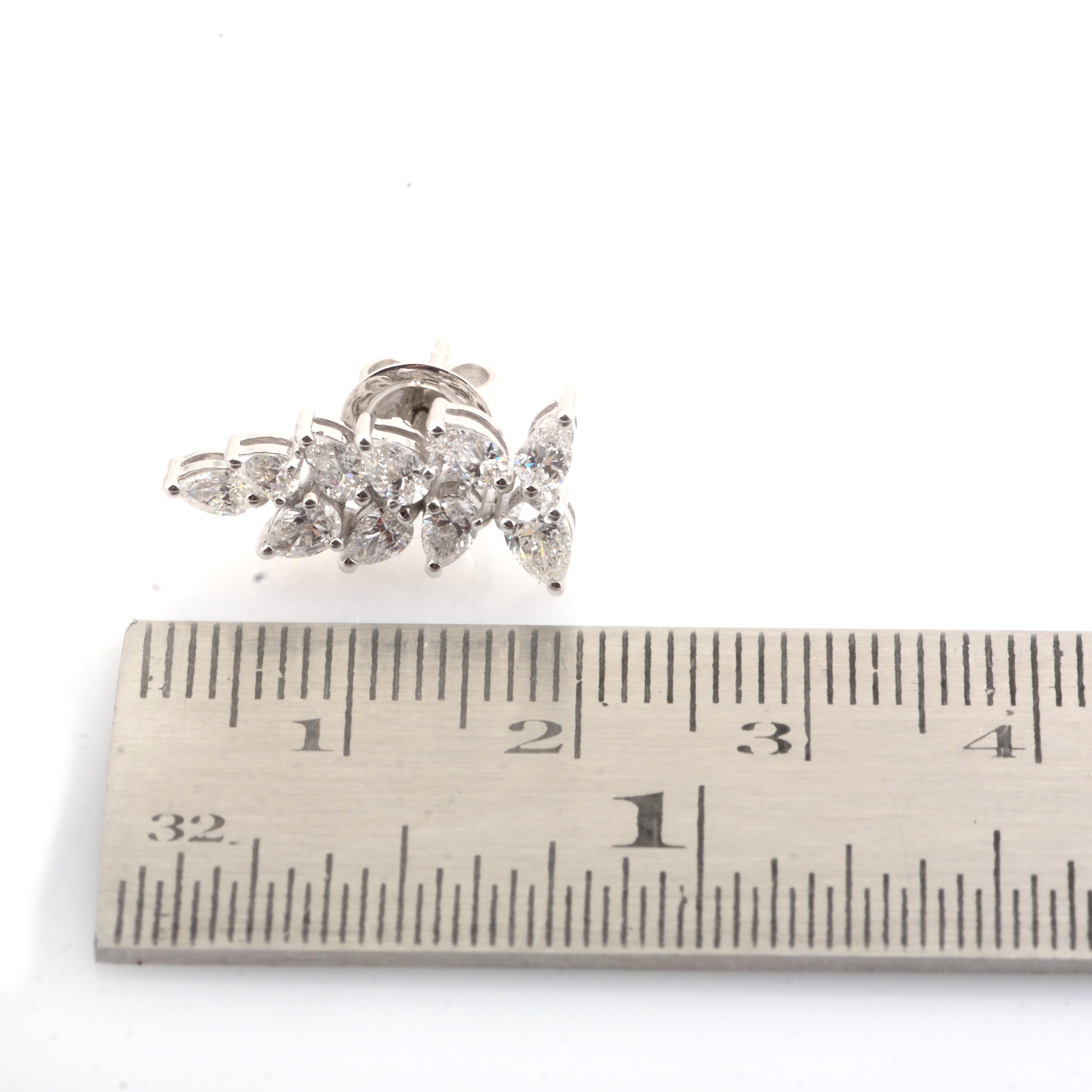 1,81 Karat SI Reinheit HI Farbe Birnenform Diamant Ohrringe 18 Karat Weißgold (Tropfenschliff) im Angebot