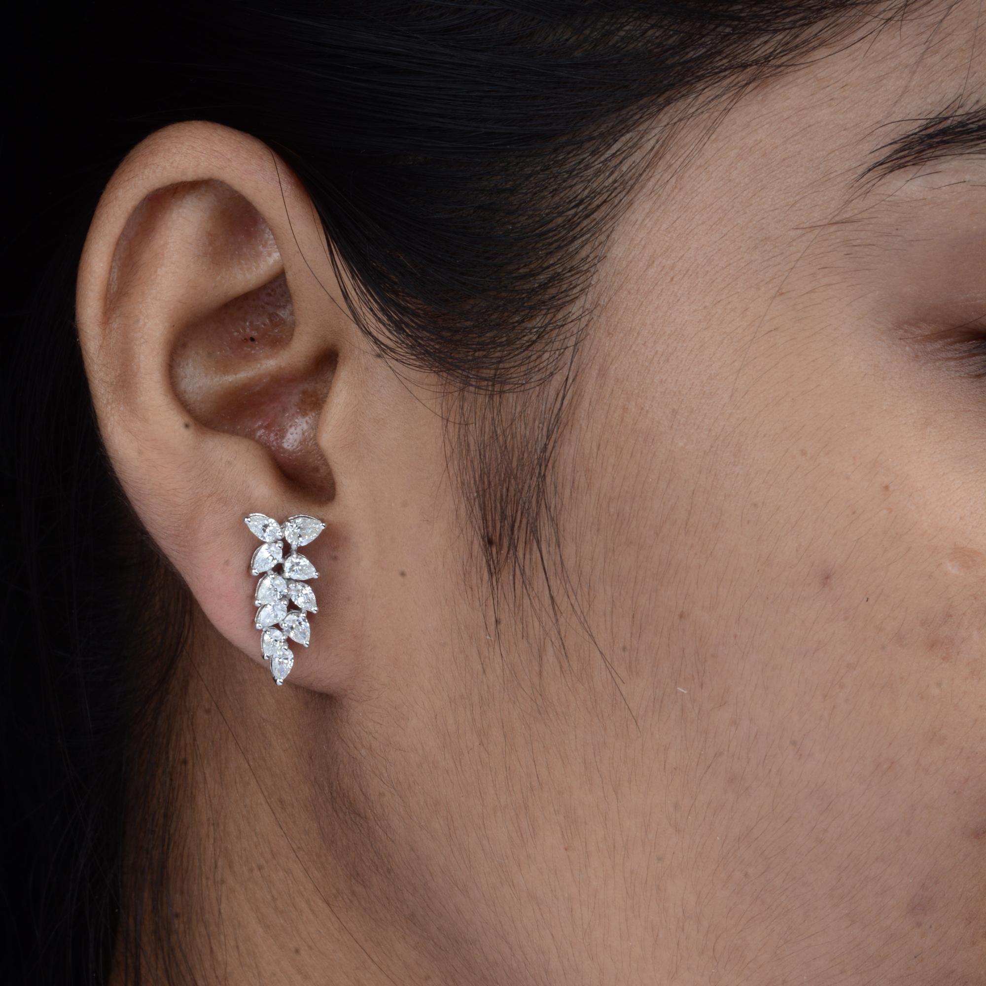 1,81 Karat SI Reinheit HI Farbe Birnenform Diamant Ohrringe 18 Karat Weißgold im Zustand „Neu“ im Angebot in Diera, Dubai
