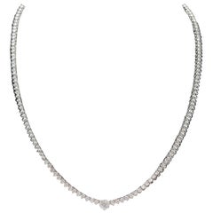 1.80 Carats Diamond Necklace 14 Karat White Gold