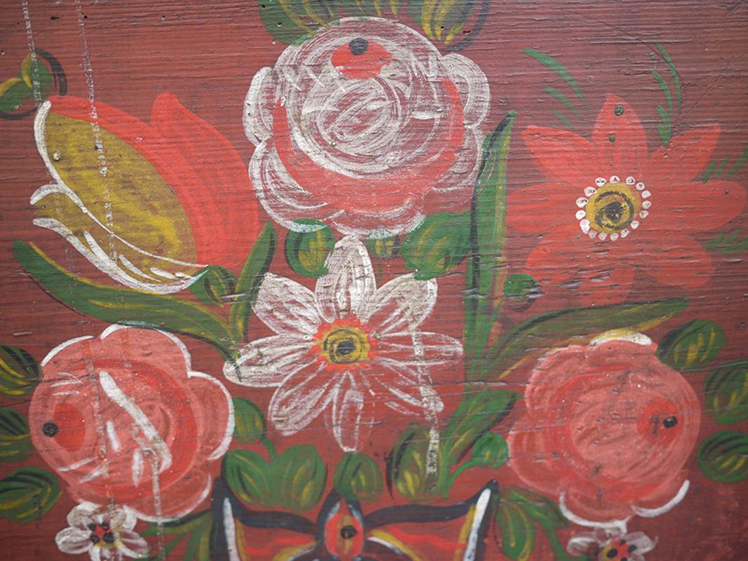 1810 Blu Floral Painted Blanket Chest 2