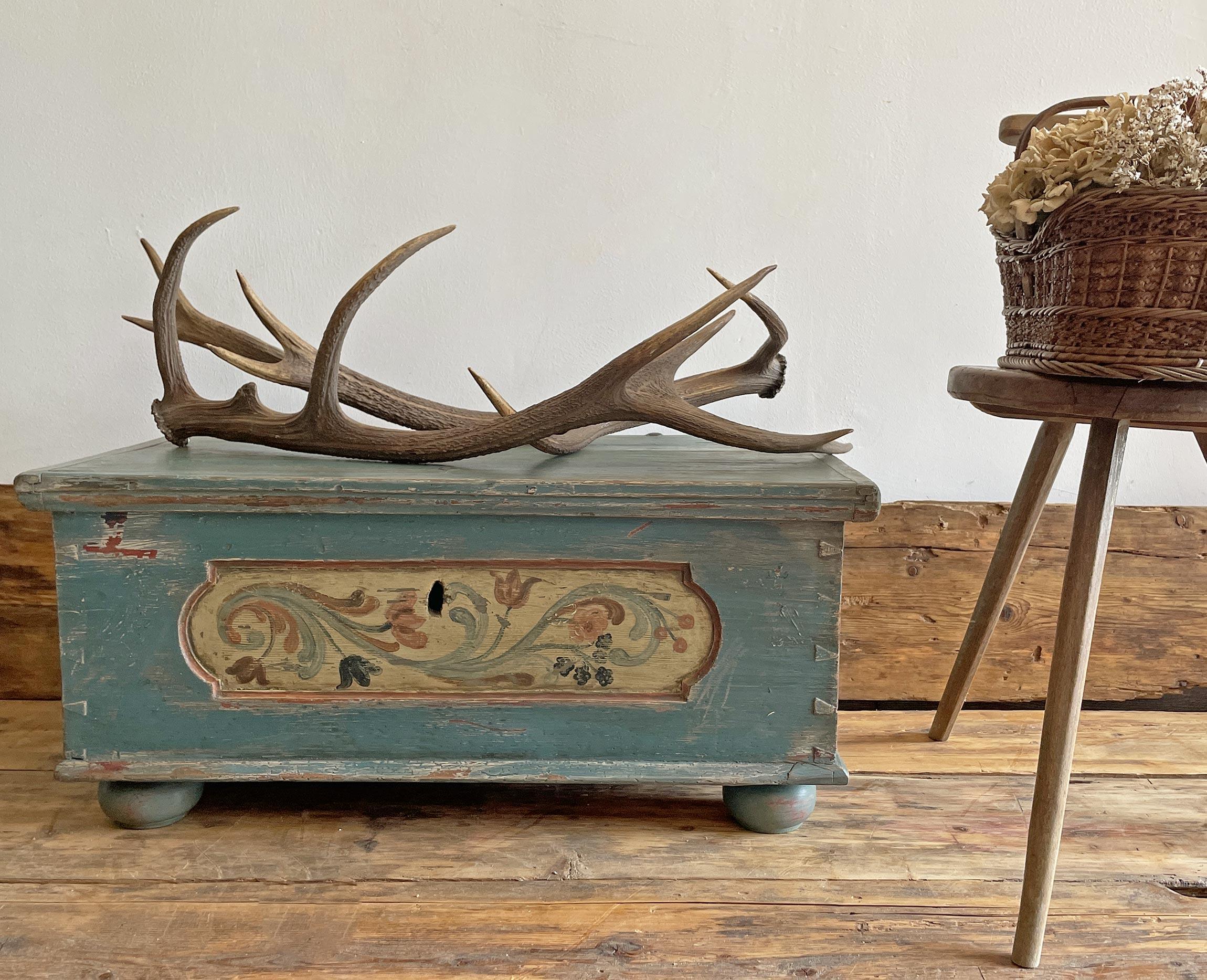 Italian 1850 Blue Floral Panted Blanket Chest