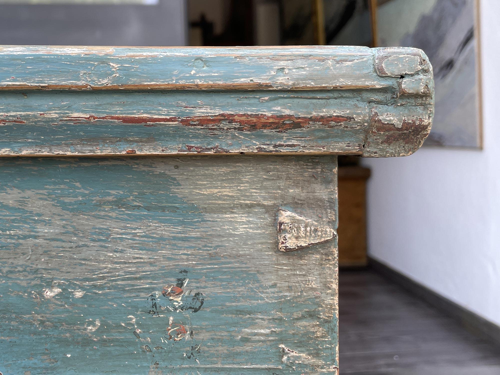 1850 Blue Floral Panted Blanket Chest 1