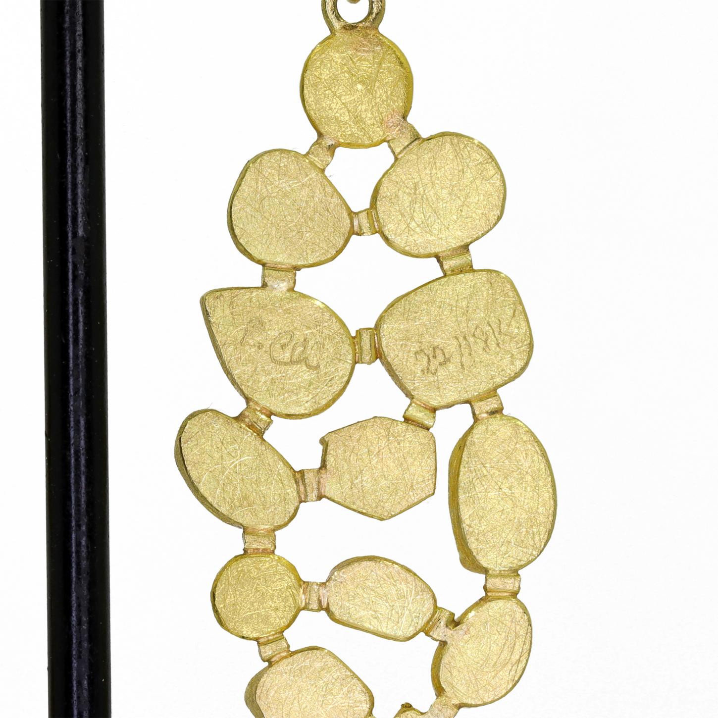 Artiste Boucles d'oreilles en or à diamants bruts de 18,10 carats, taille rose, Petra Class 2023 en vente