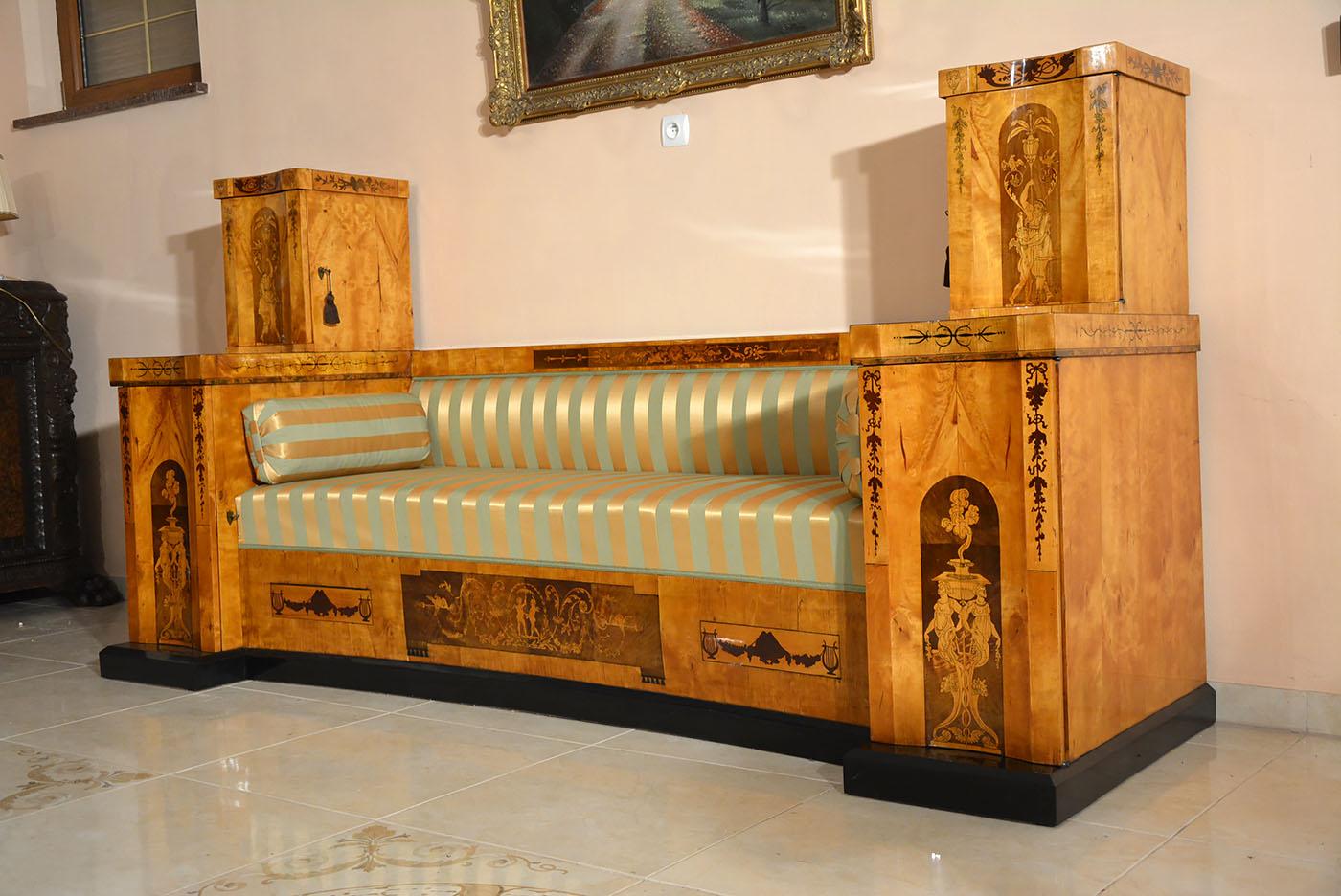 1810 Transition Period Empire / Biedermeier Sofa / Couch Inlaid Birch Veneer For Sale 6