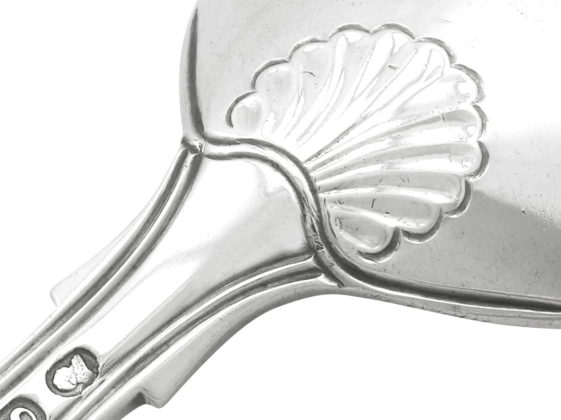 Cuchara inglesa georgiana de plata de ley Silver en venta