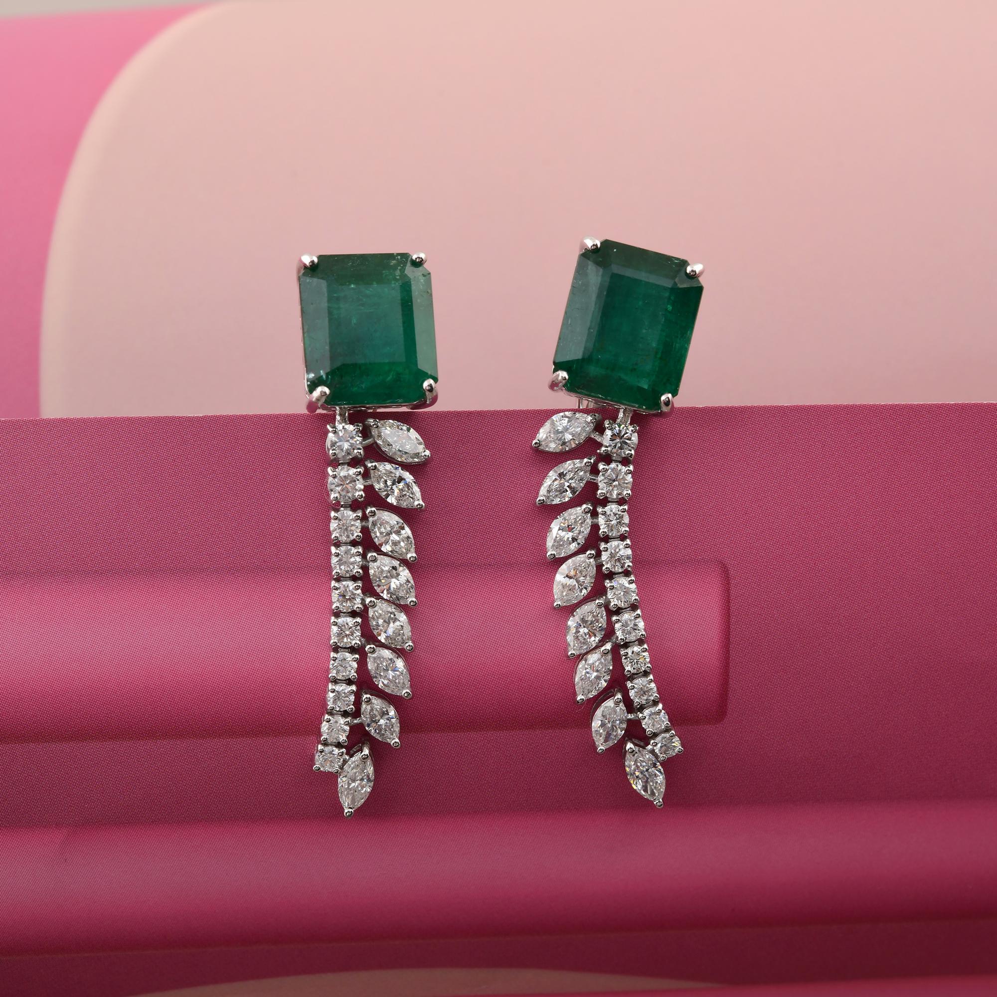 18.11 Carat Zambian Emerald Earrings SI/H Marquise Diamond 14 Karat White Gold In New Condition For Sale In Diera, Dubai