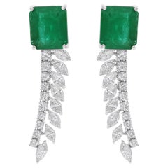 Orecchini di smeraldo dello Zambia da 18,11 carati SI/H Marquise Diamond Oro bianco 18 carati