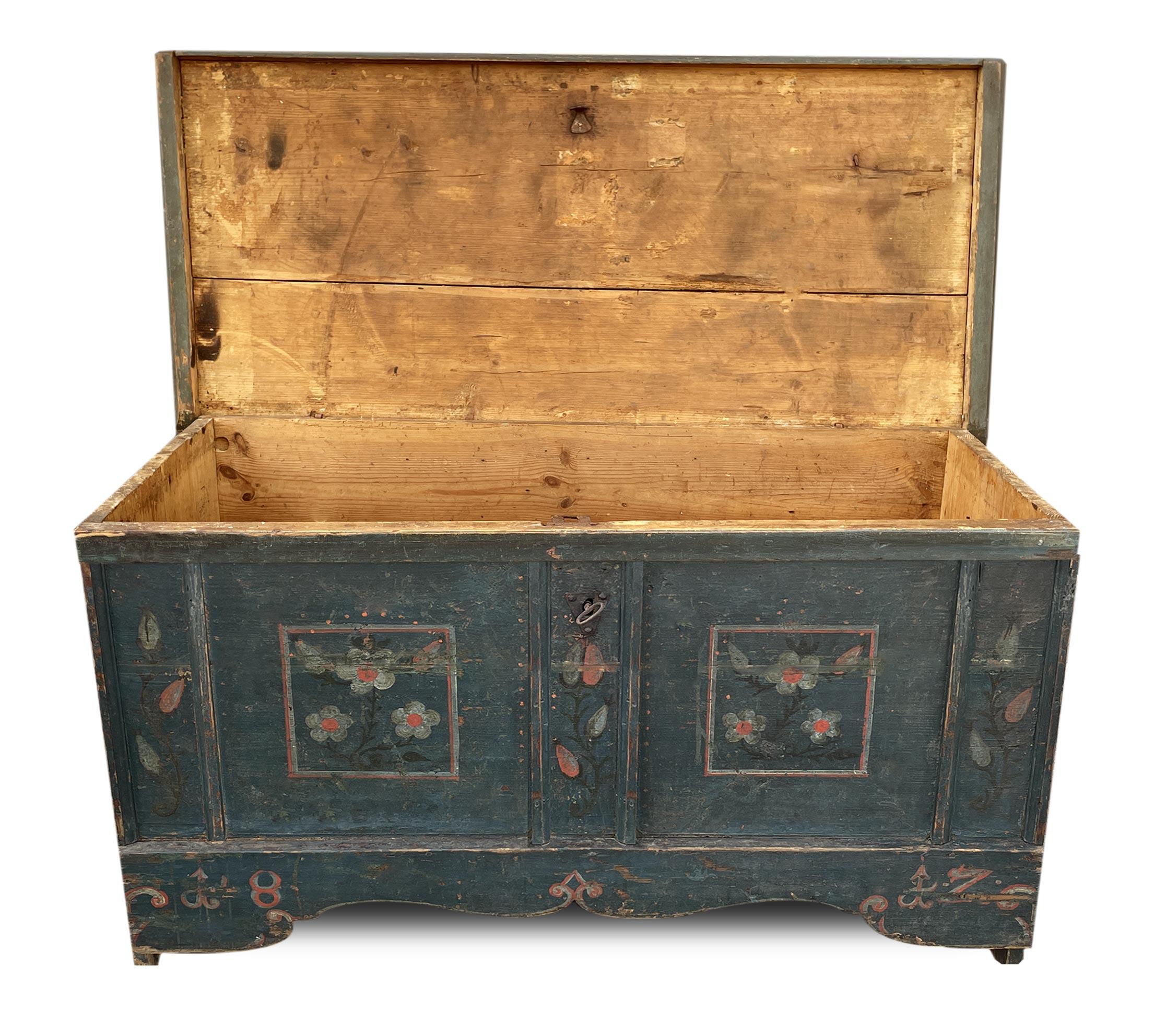 Italian 1812 Blue Floral Panted Blanket Chest