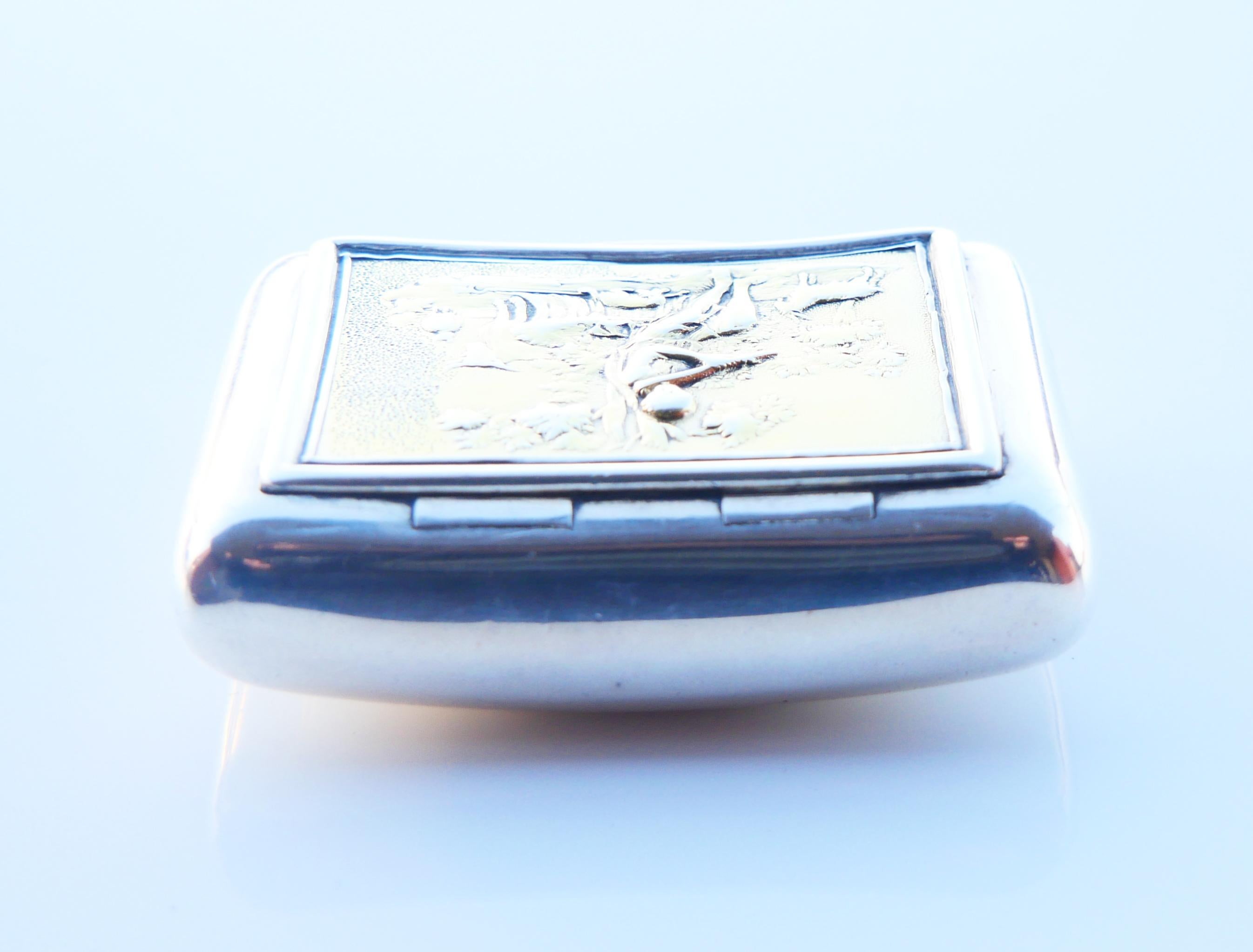 1812 George III British Gilt Sterling Silver Box Pill Snuff Box / 64gr en vente 3