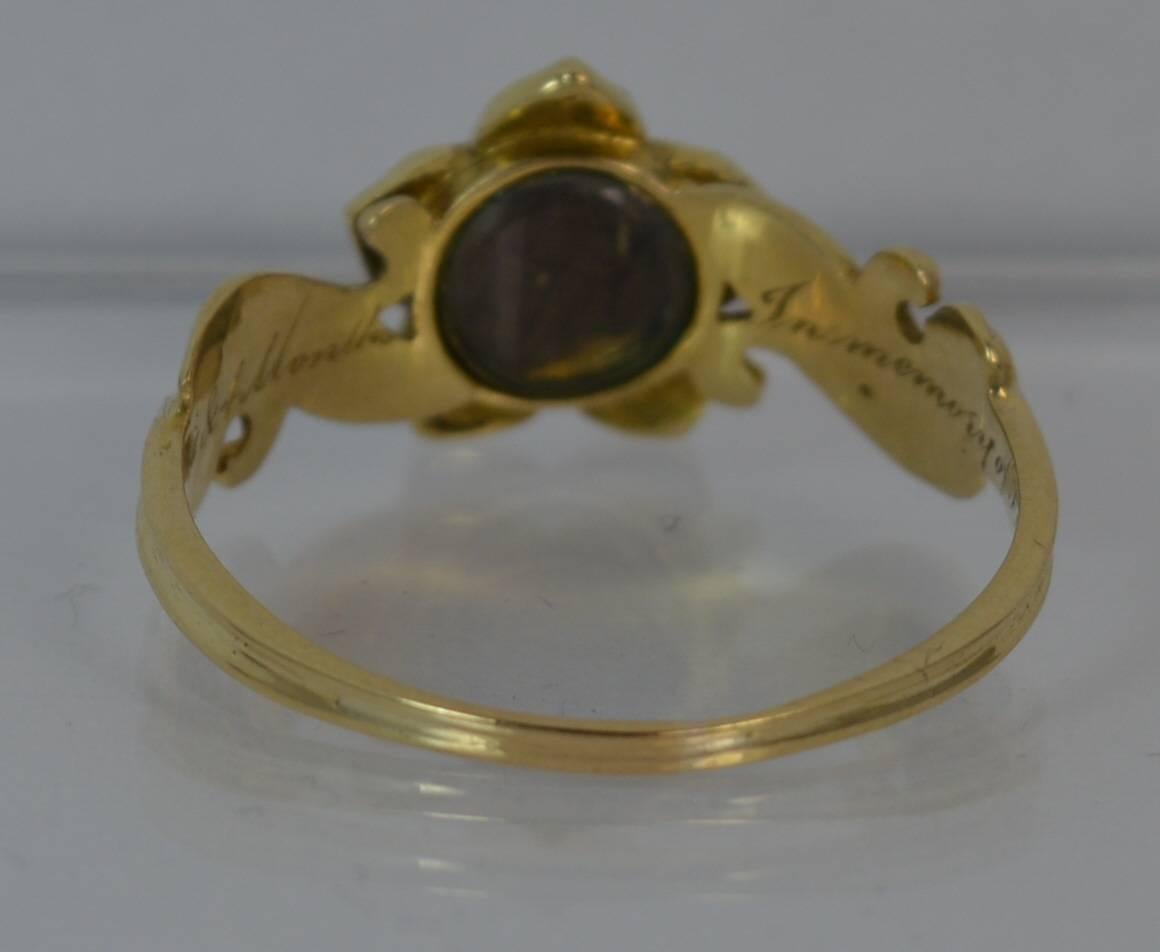 1812 Georgian 18 Carat Gold Pearl and Diamond Daisy Cluster Mourning Ring 3
