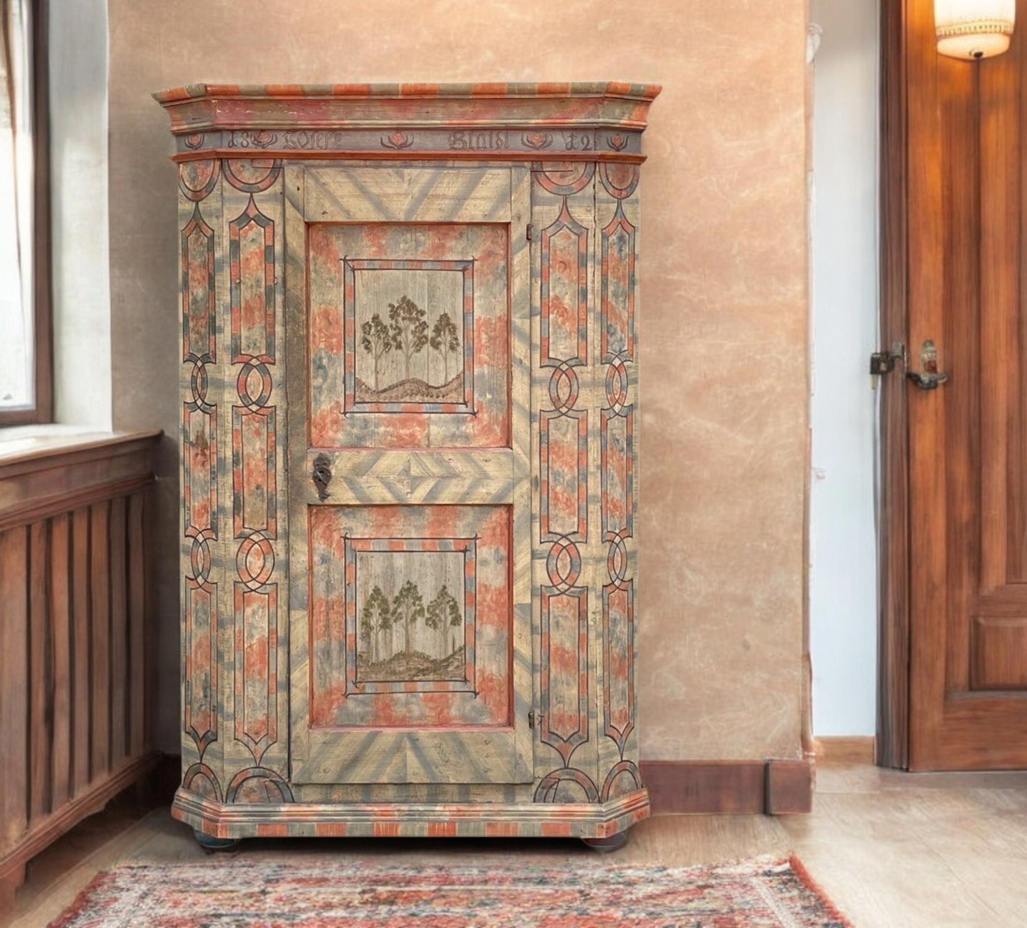 Armoire alpine peinte en 1812 Light en vente 11
