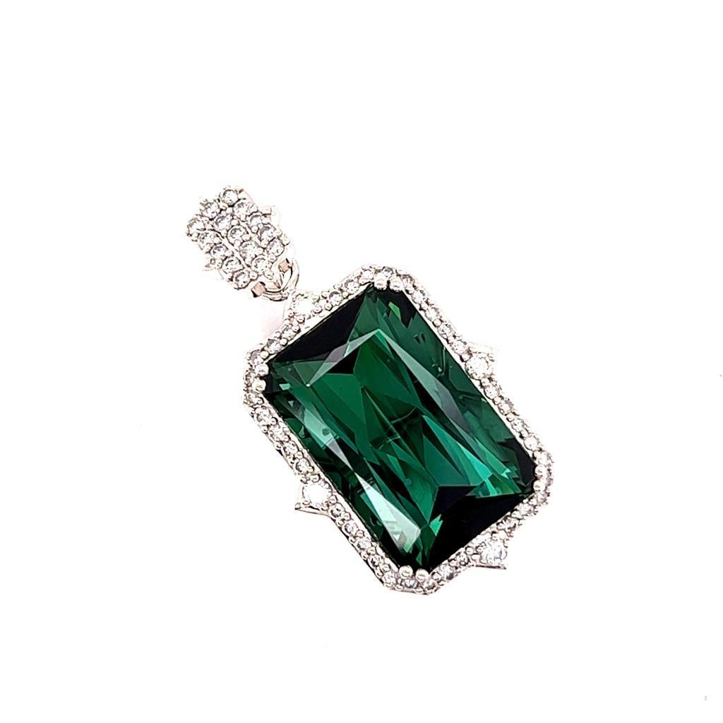 18.12ct Natural Green Tourmaline 14K White Gold Pendant For Sale 2