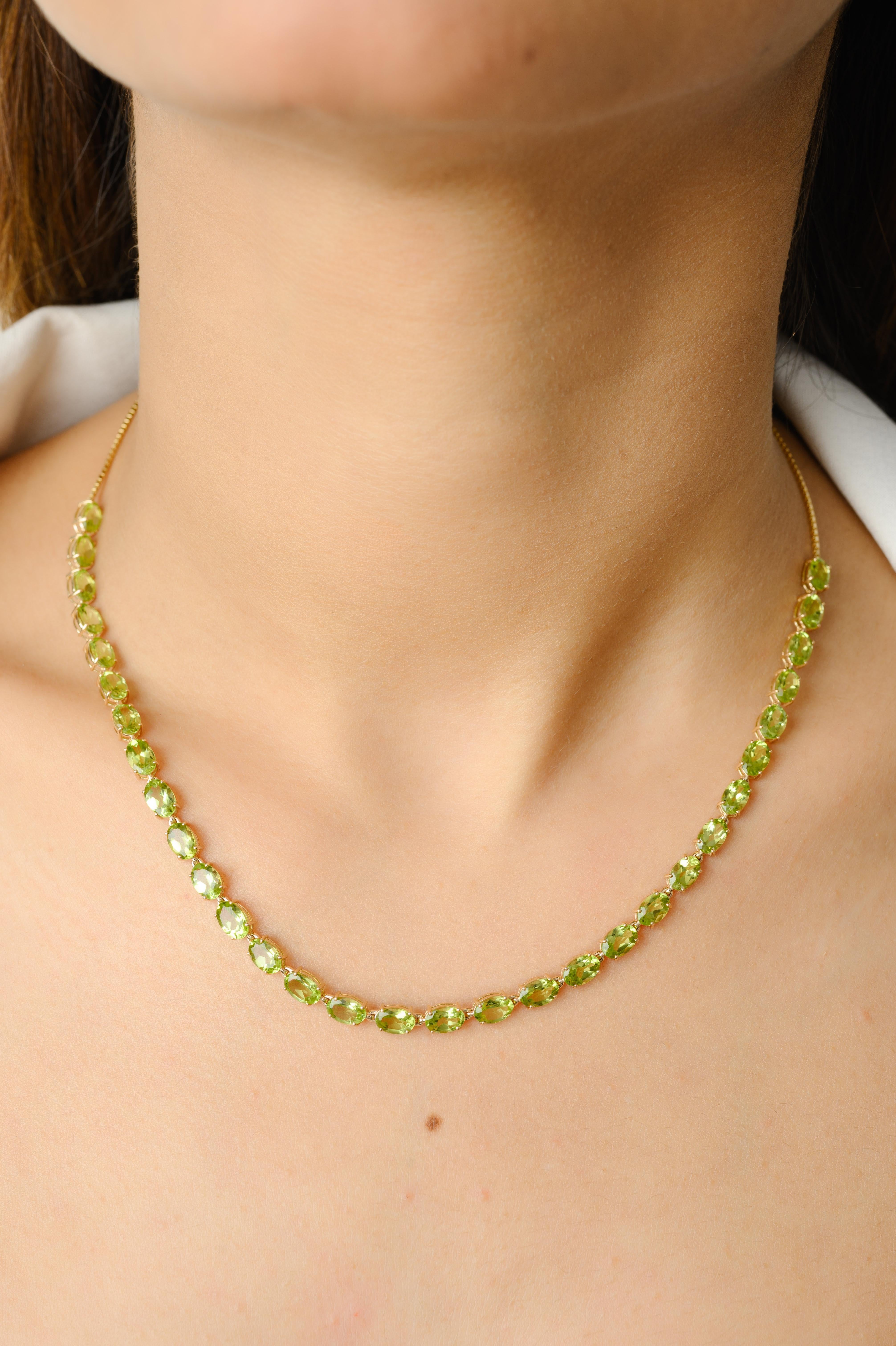 Modern 14k Yellow Gold 18.13ct Natural Peridot Necklace and Earrings Jewelry Set For Sale