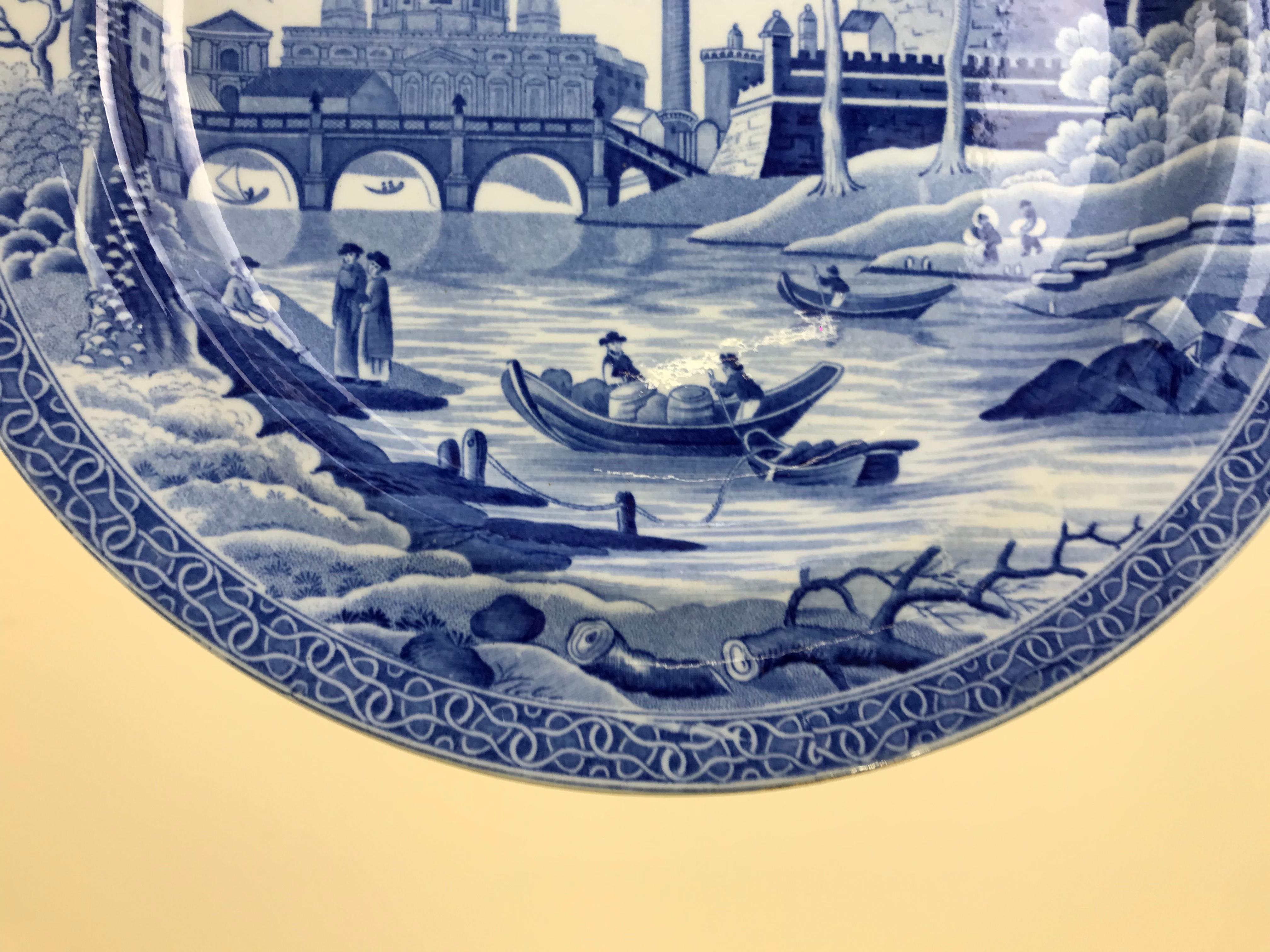 1816s English Blue Italian Spode Earthenware Rome Pattern Dinner Plate In Good Condition For Sale In Milan, IT