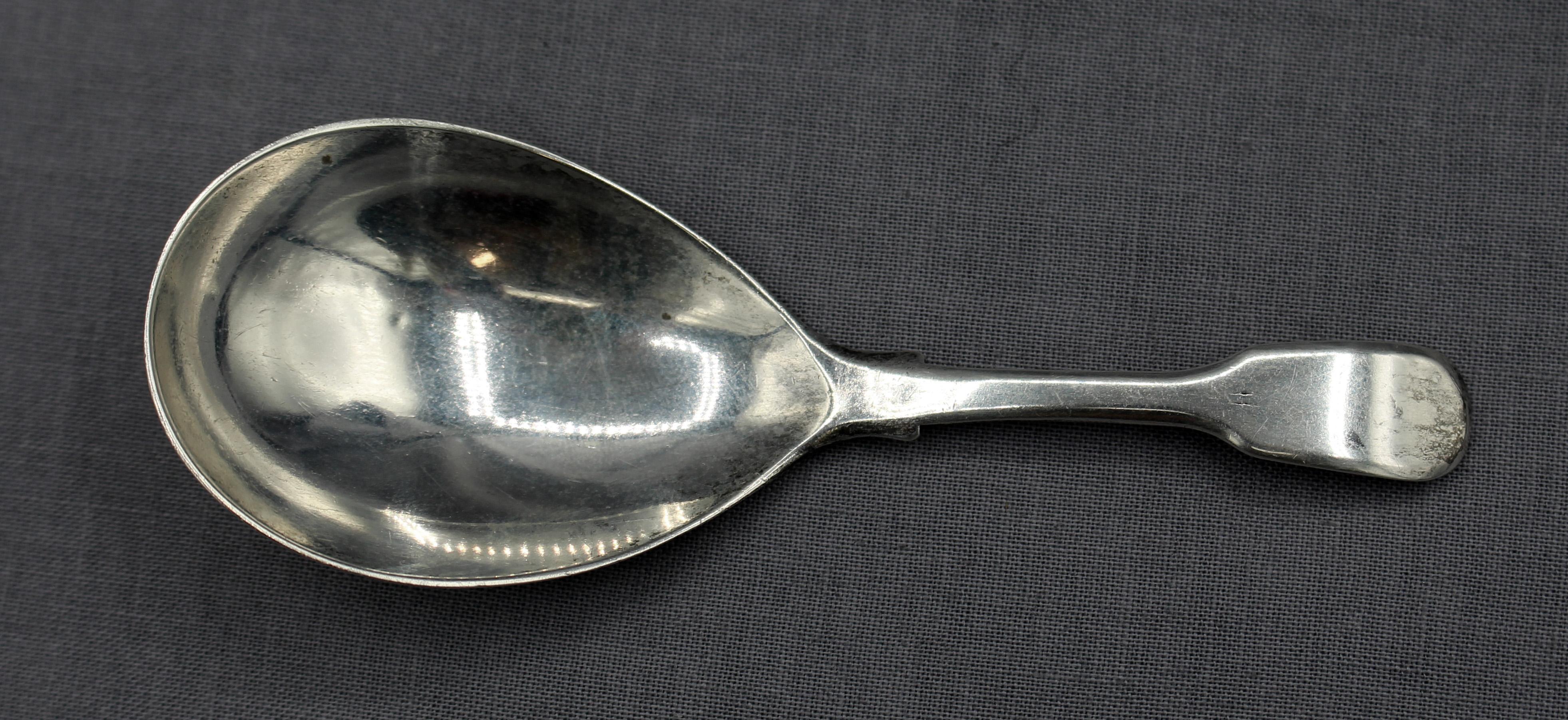19th Century 1817 George III Sterling Silver Tea Caddy Spoon For Sale