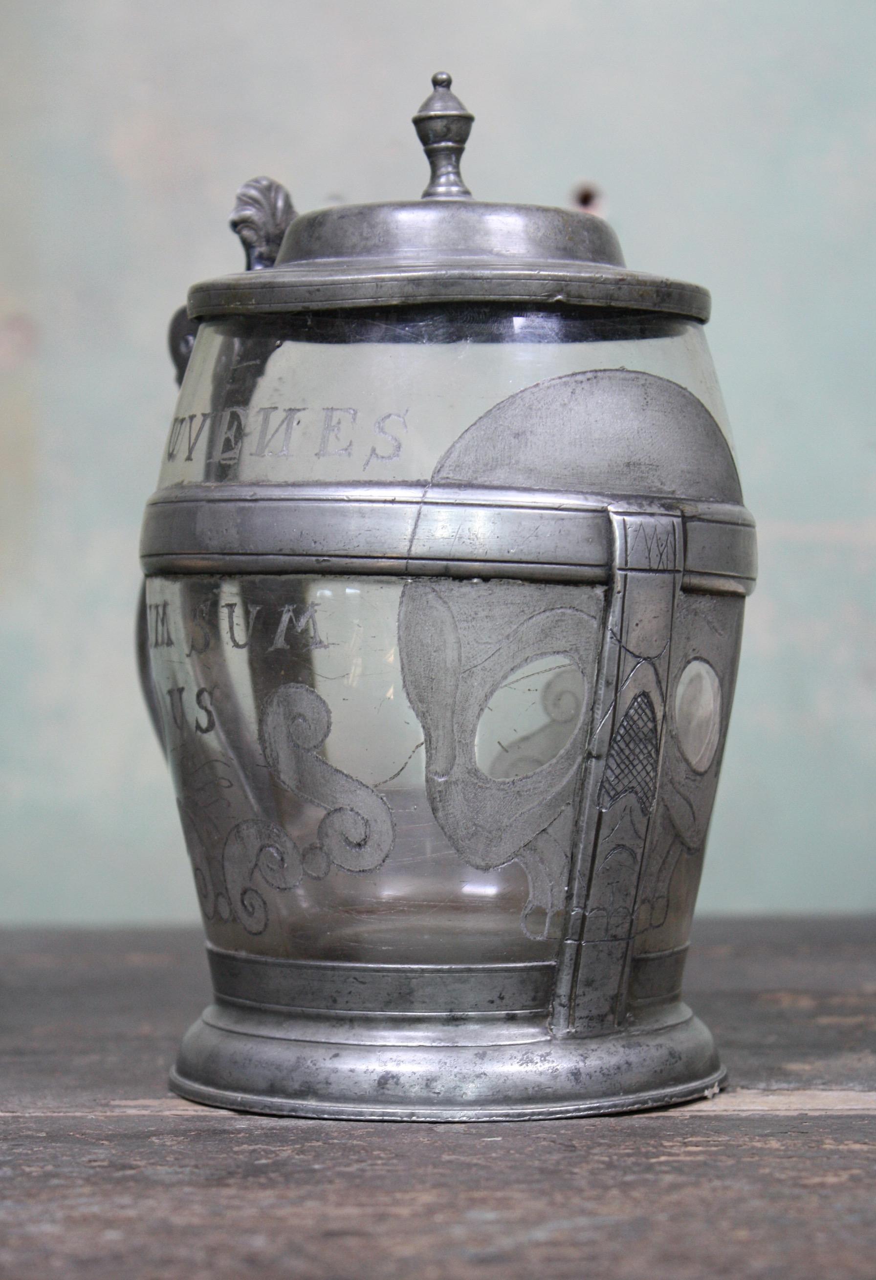 1817 Sgraffitoed Latin Memento Mori Pewter and Lead Glass Skull Tanker For Sale 5