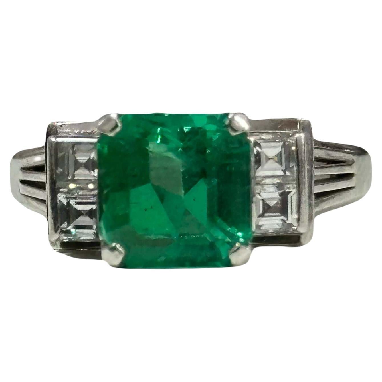 1,82 Karat Art Deco kolumbianischer Smaragd und Diamantring im Angebot