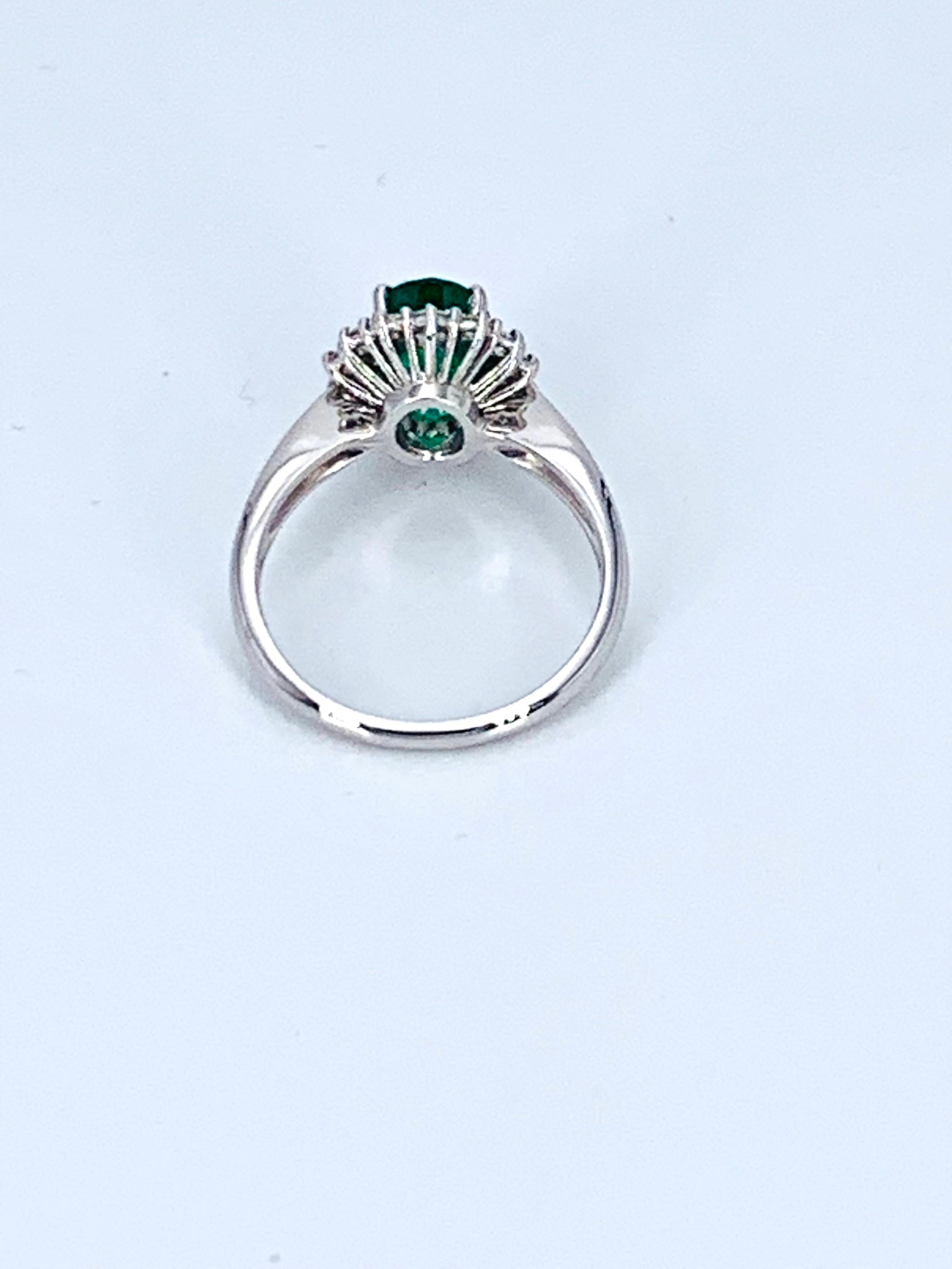 Oval Cut 1.82 Carat Colombian Emerald and Diamond 18Kt White Gold Halo Unisex Ring