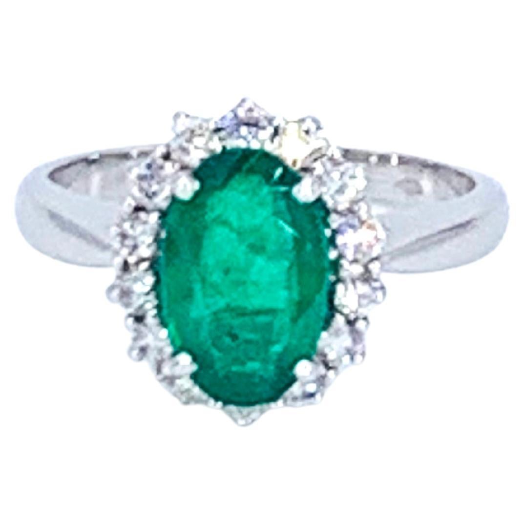 1.82 Carat Colombian Emerald and Diamond 18Kt White Gold Halo Unisex Ring