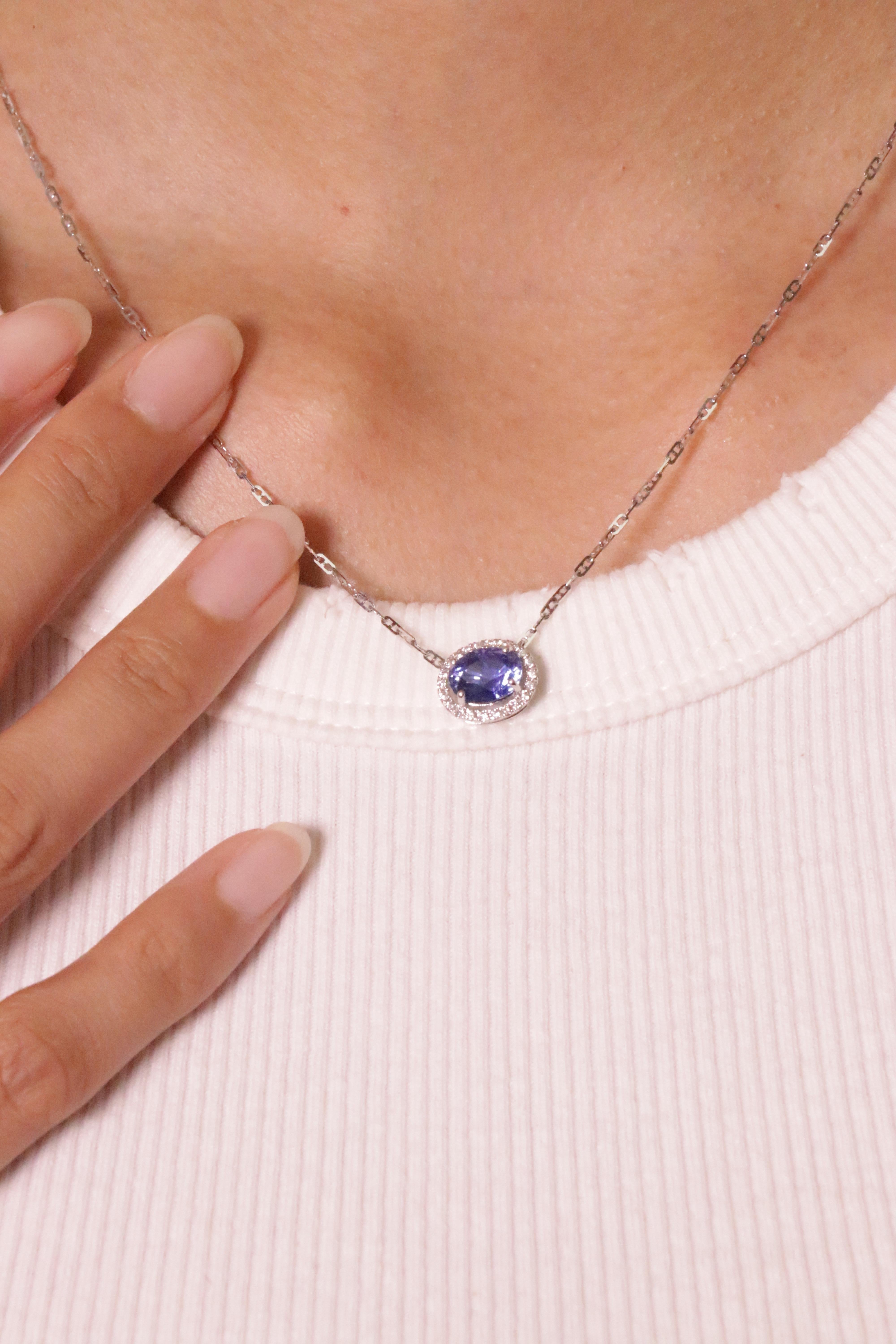 1,82 Karat Halskette mit Anhänger mit lebhaftem blauem Saphir und Diamant im Angebot 1