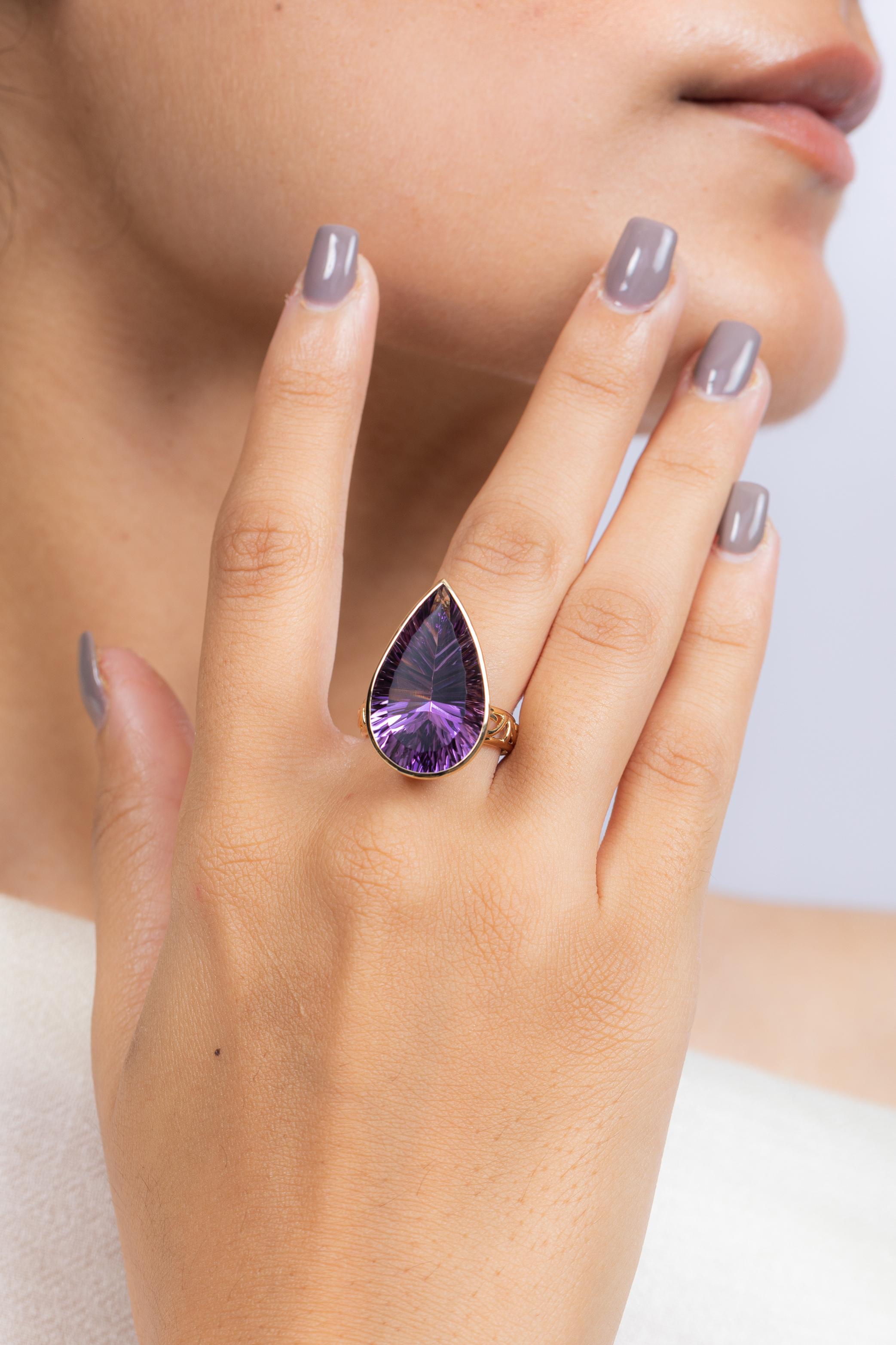 For Sale:  18.2 Carat Pear Cut Amethyst Cocktail Ring in 14K Yellow Gold 10