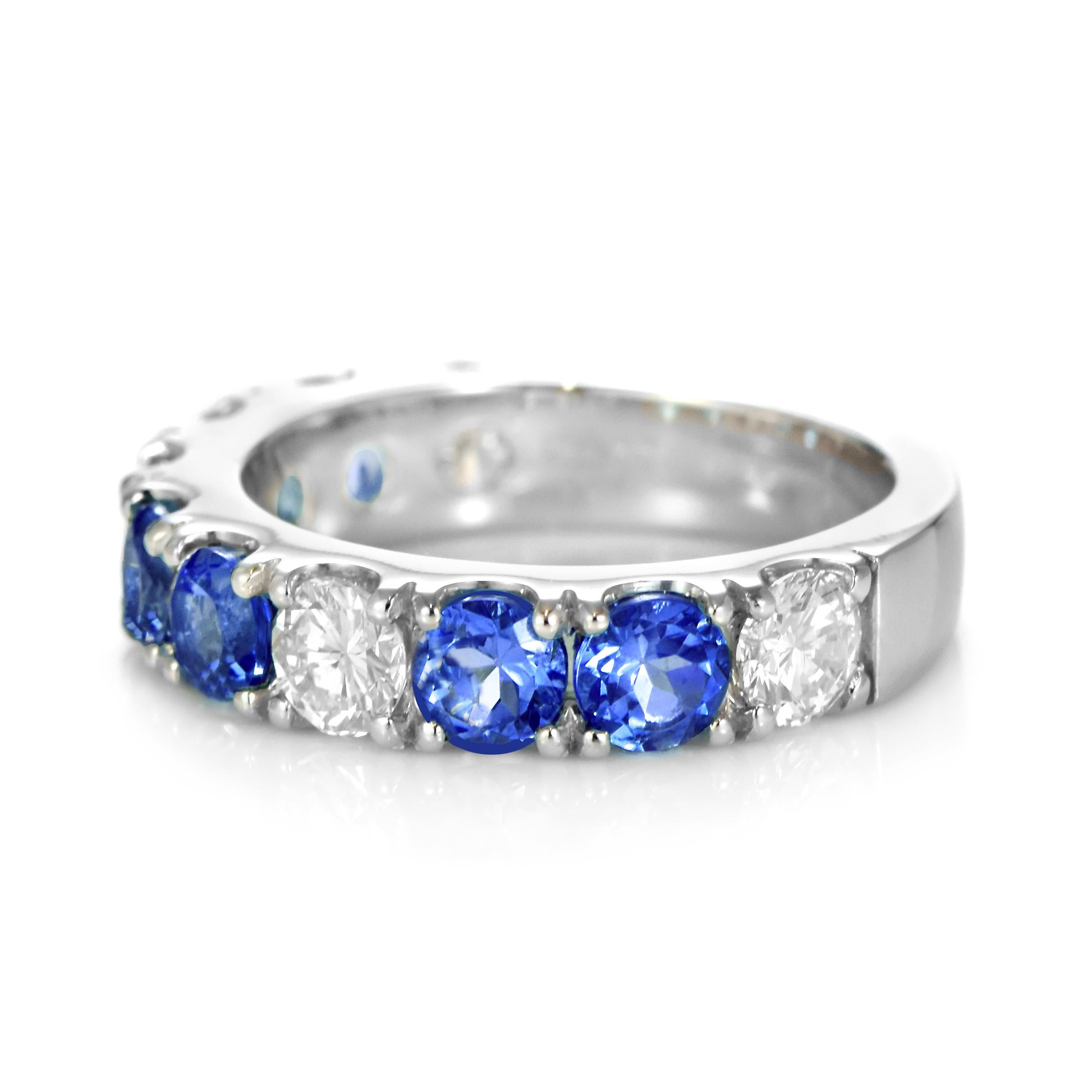 Anello mezza eternità con zaffiro e diamante da 1,82 carati in platino in vendita 4