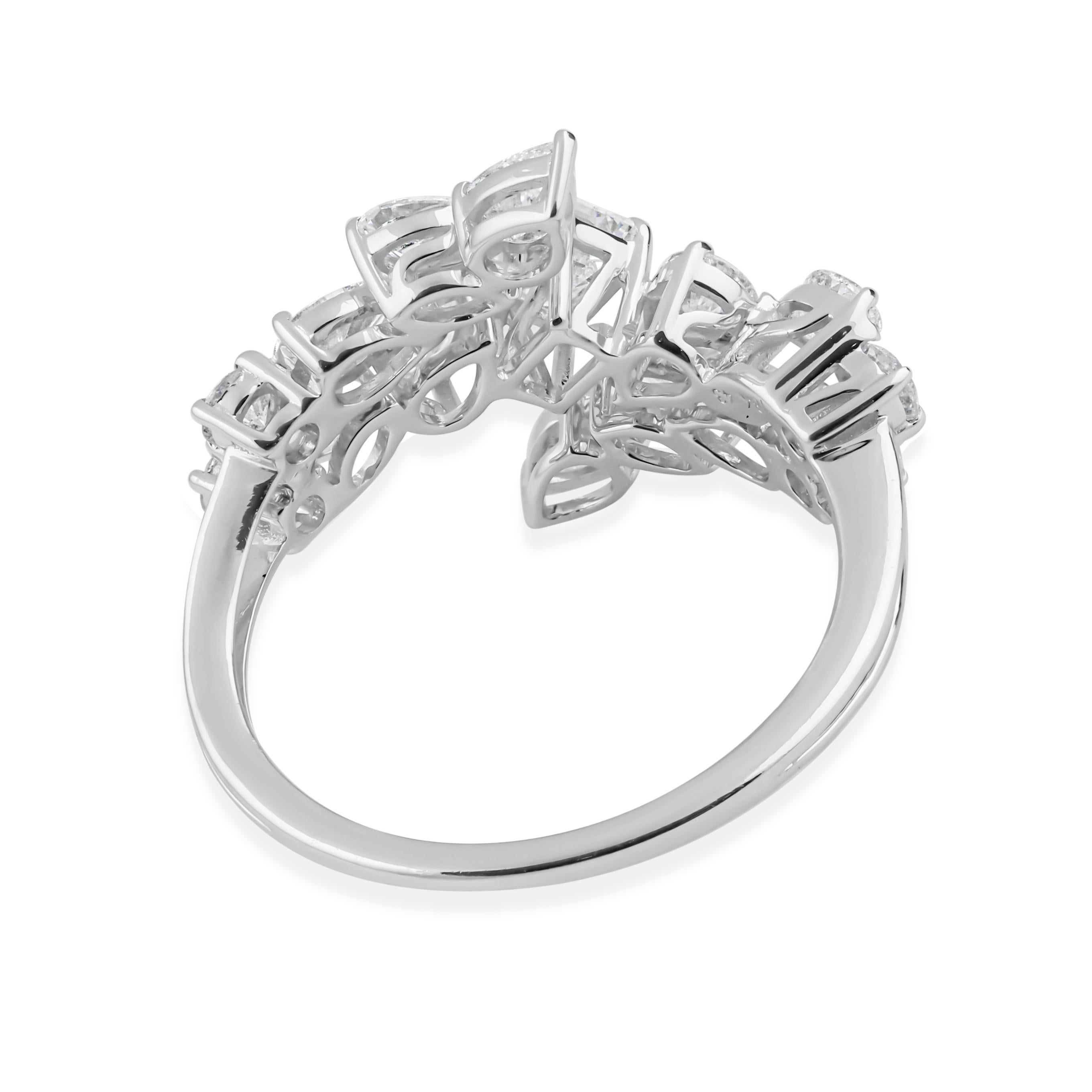 En vente :  1.82 Carat SI/H Pear Emerald Cut Diamond Wrap Ring 18 Karat White Gold Jewelry 2