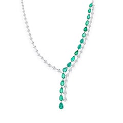 18.2 Carat Zambian Emerald 15.64 Carat SI/H Diamond Necklace 18 Karat White Gold