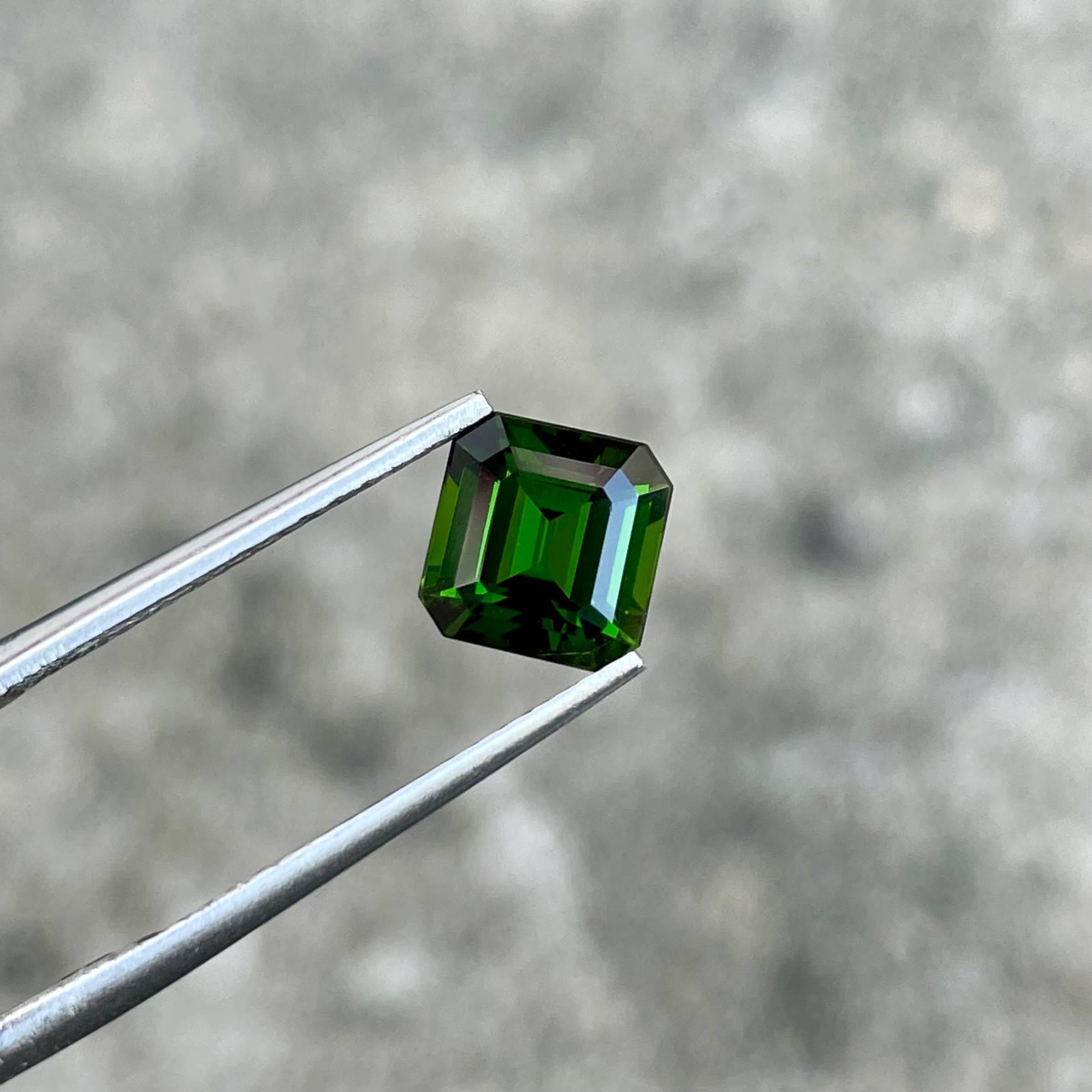 Modern 1.82 carats Green Chrome Loose Tourmaline Emerald Cut Natural Tanzanian Gemstone For Sale