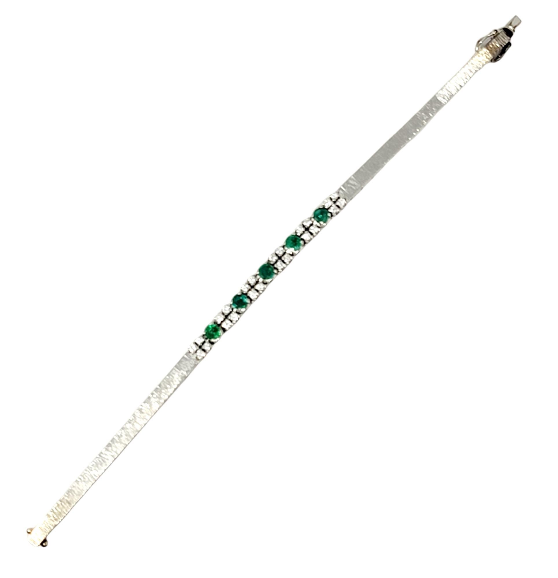 1.82 Carats Round Diamond and Emerald Link Bracelet in 18 Karat White Gold 4