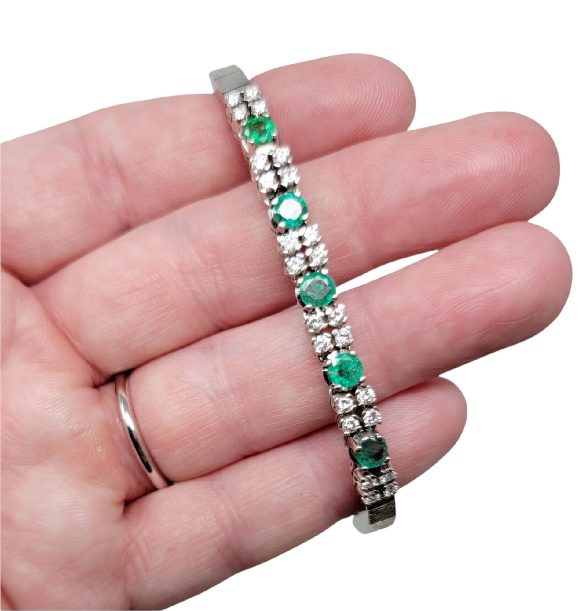1.82 Carats Round Diamond and Emerald Link Bracelet in 18 Karat White Gold For Sale 10