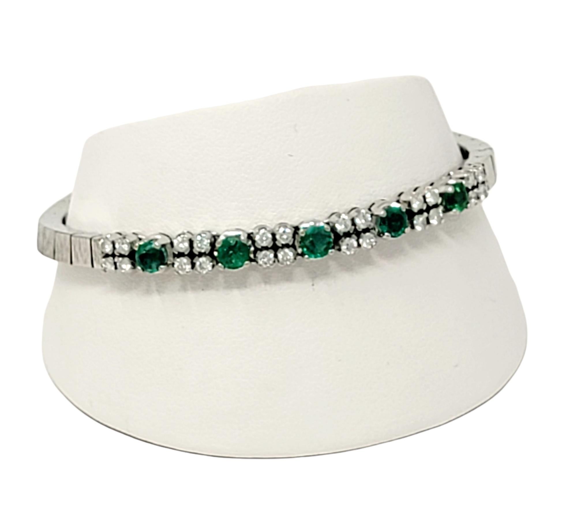 1.82 Carats Round Diamond and Emerald Link Bracelet in 18 Karat White Gold For Sale 11