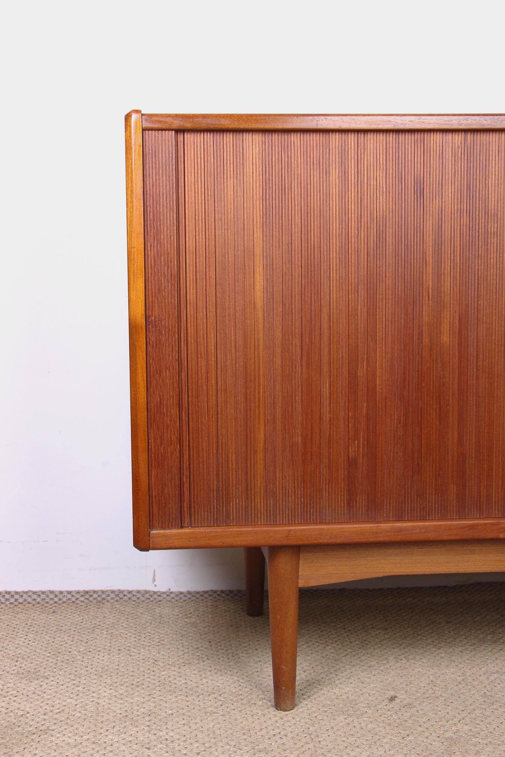 Danish Teak Sideboard with Curtain Doors by Poul Hundevad, 1960 In Excellent Condition In JOINVILLE-LE-PONT, FR